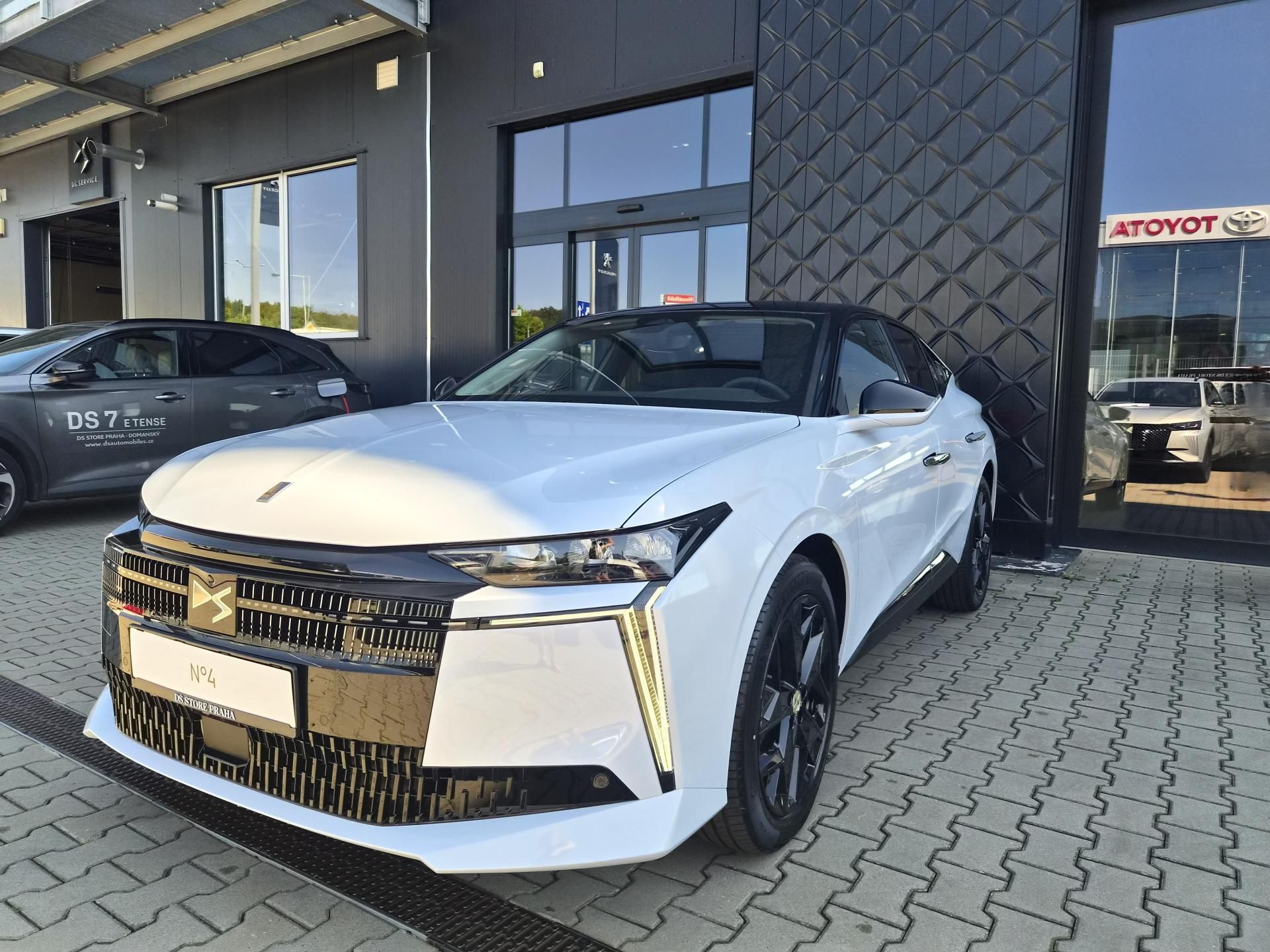 DS, DS N°4 N°4  PERFORMANCE LINE H