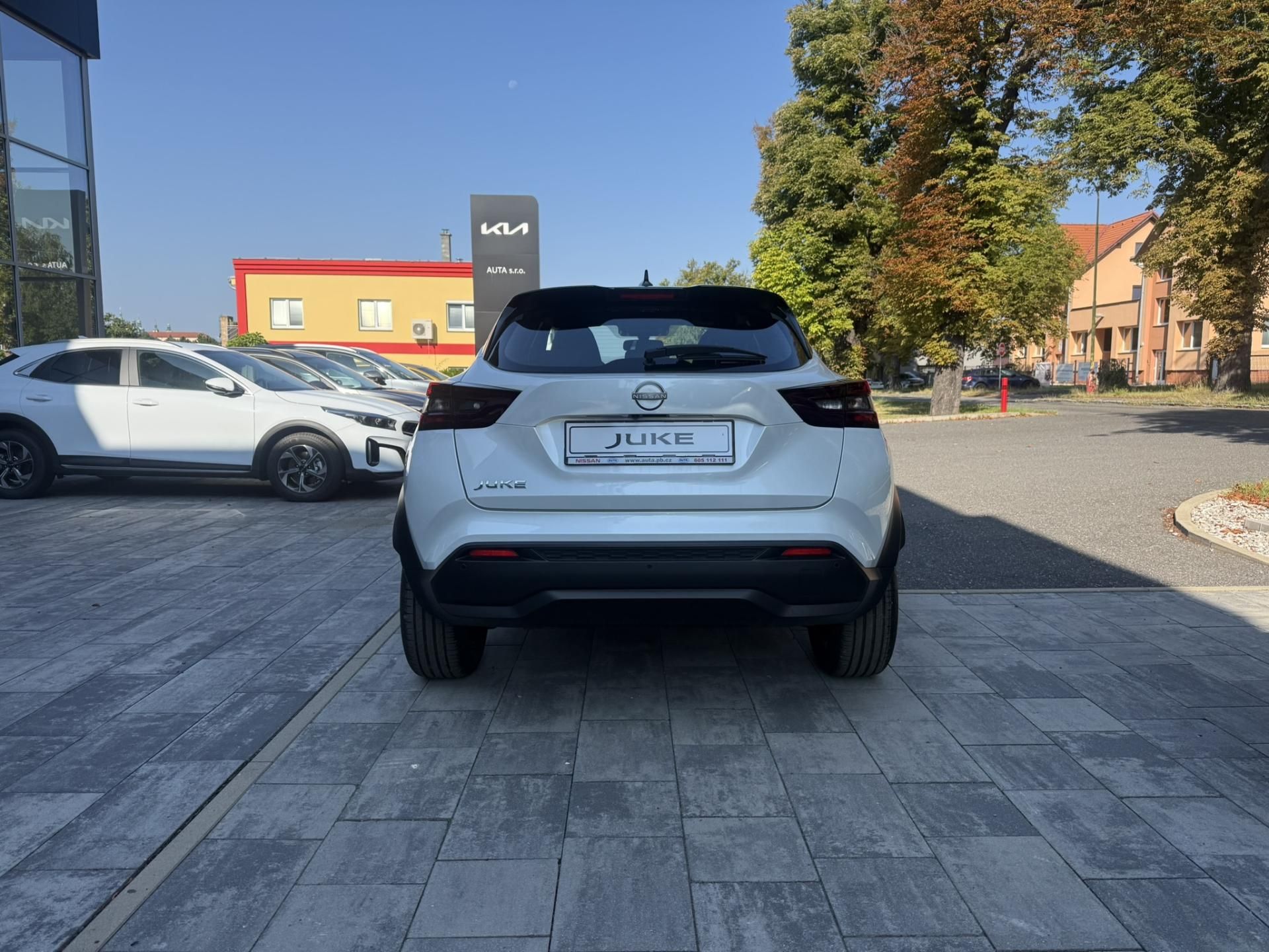 Nissan Juke, JUKE DIG-T 6MT N-CONNECTA + CP - fotka 6