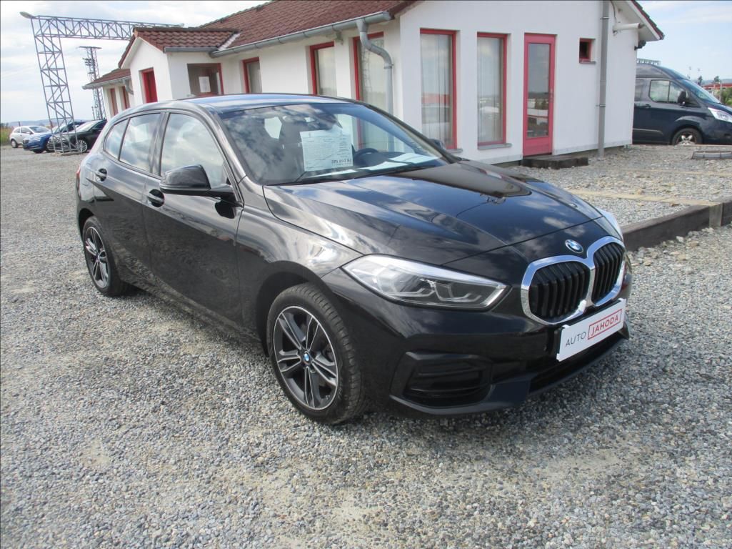 BMW Řada 1, 1,5 118i,automat,servis,DPH,CZ