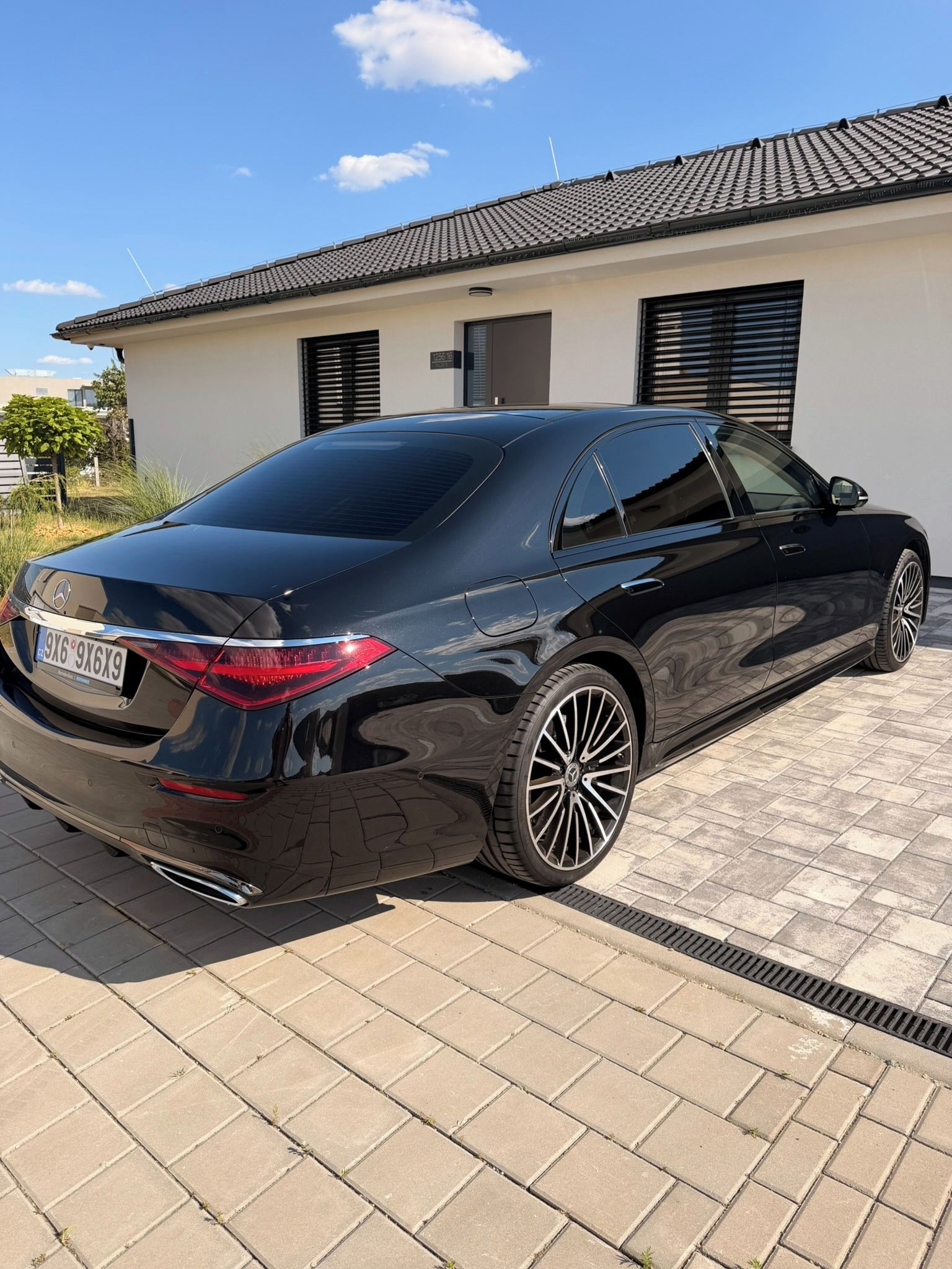 Mercedes-Benz Třídy S, S450d 4MATIC L - fotka 5