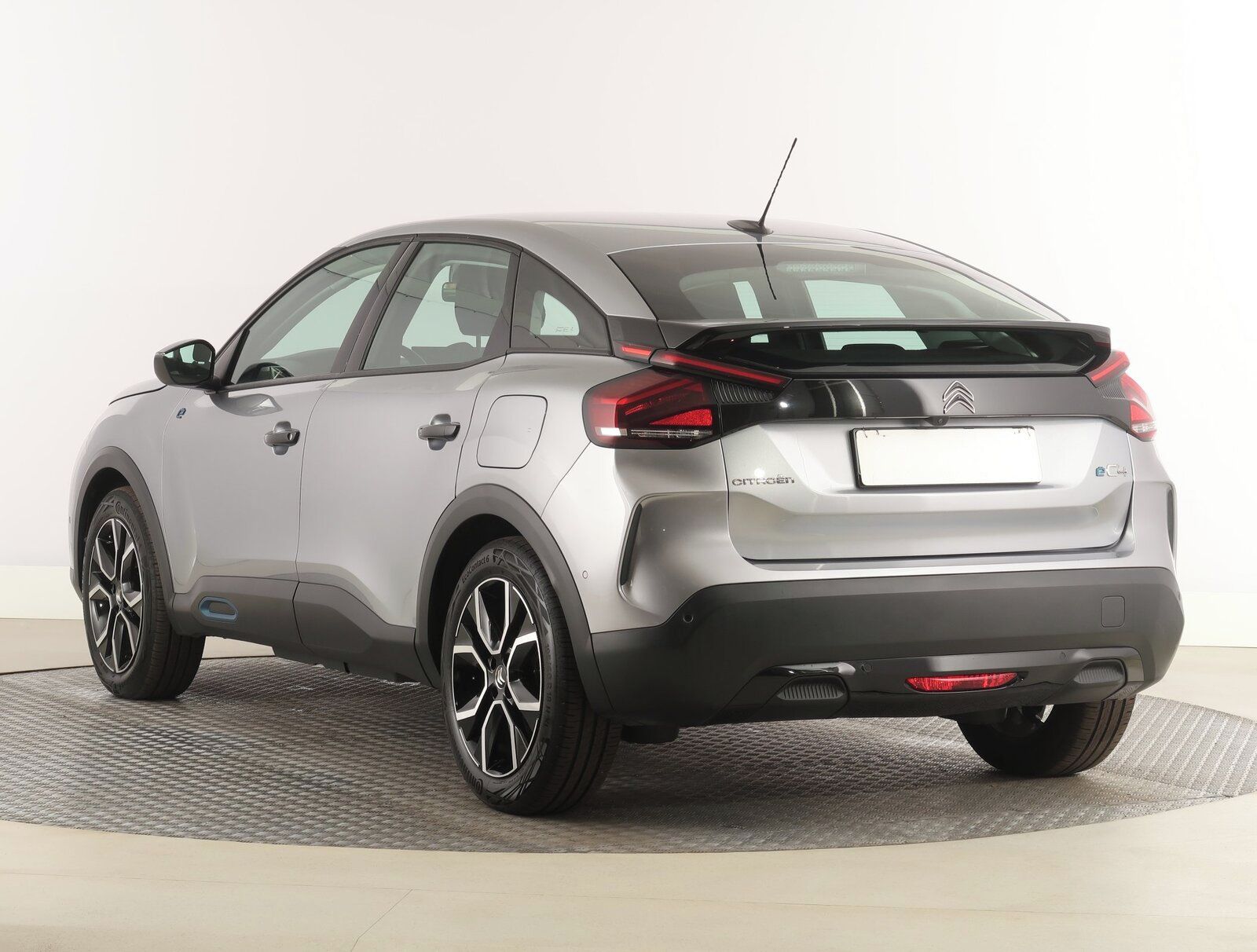 Citroën ë-C4, 50 kWh, SoH 94%, Feel - fotka 4