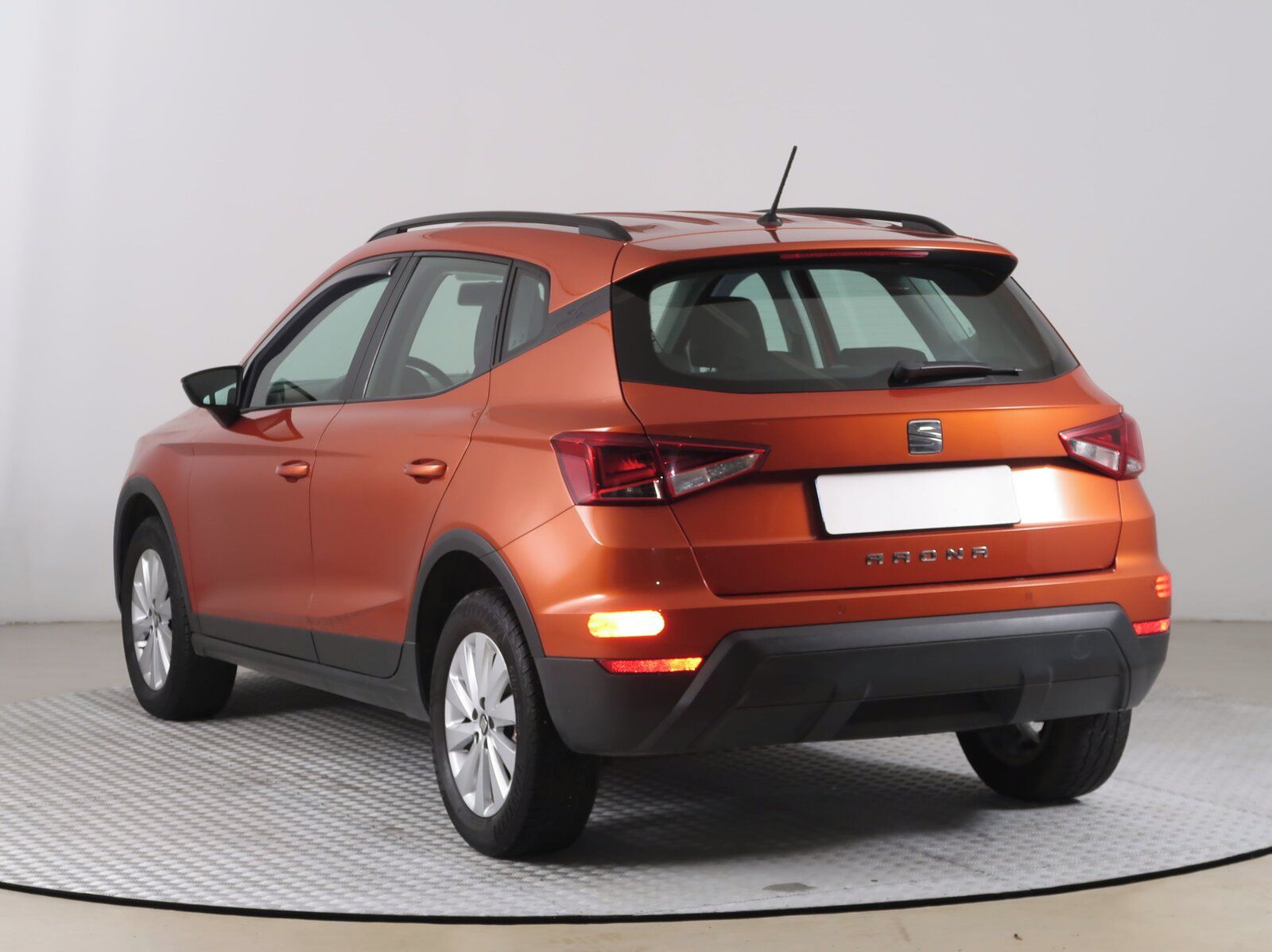 Seat Arona, 1.0 TSI, Serv.kniha - fotka 4