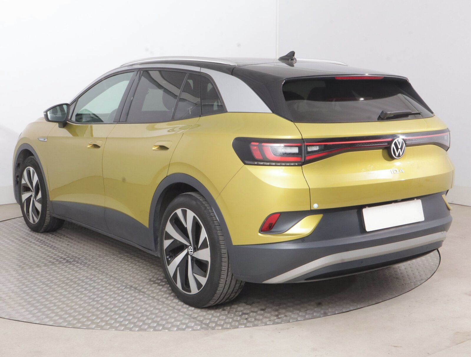 Volkswagen ID.4, Pro Perf. (82 kWh), SoH 87% - fotka 4