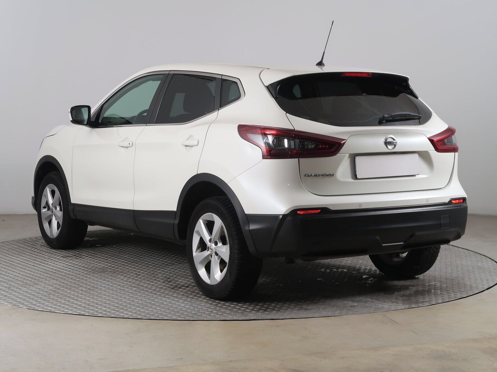 Nissan Qashqai, 1.3 DIG-T - fotka 4