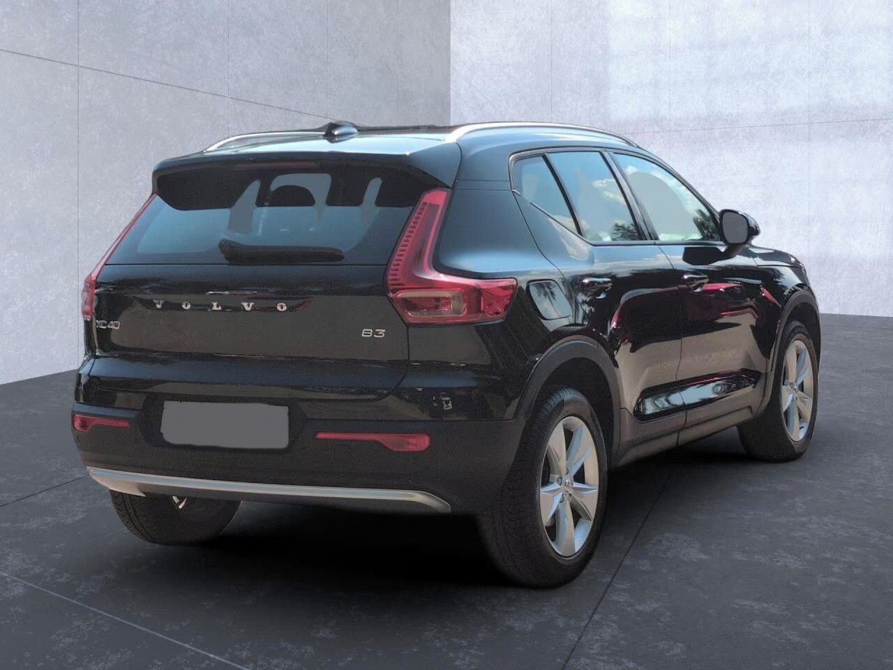 Volvo XC40, B3 (Benzin) Core 2WD*Navi*Led* - fotka 2
