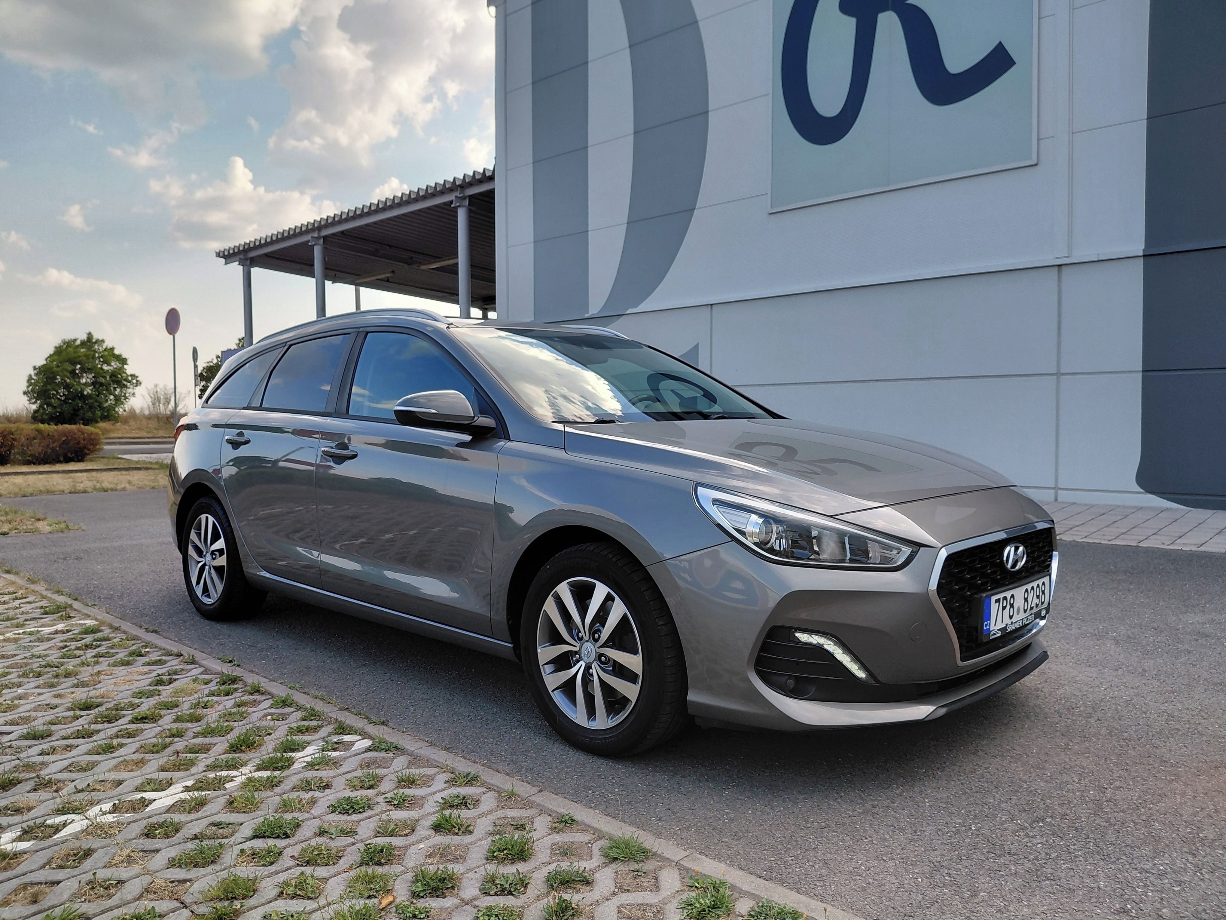 Hyundai i30, 1.4T-GDI 103KW 1MAJ EXTRA+KOLA