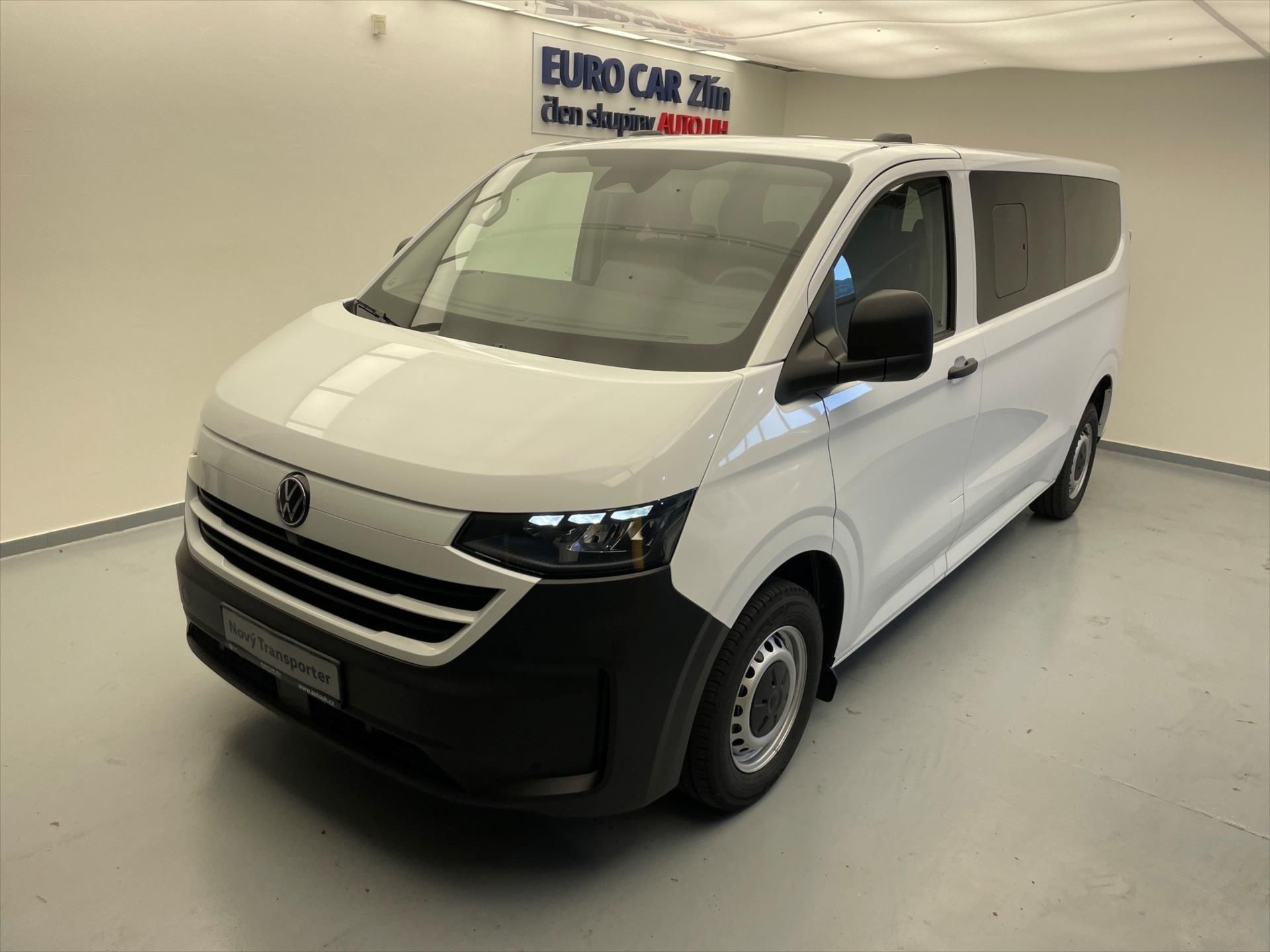 Volkswagen Transporter, Nový T7 Kombi TDI 8AUT DR