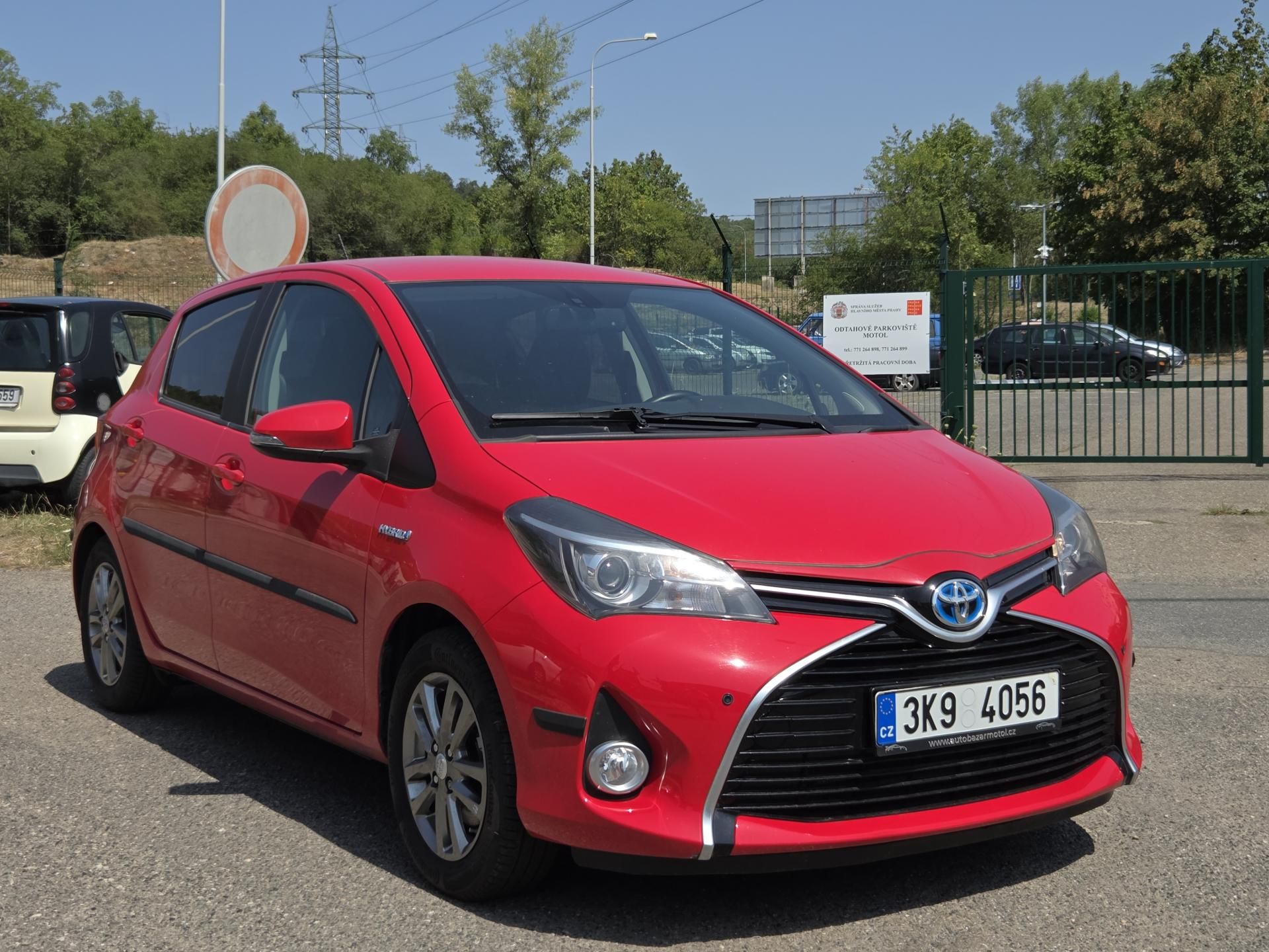 Toyota Yaris, na splátky všem od 10%akontace - fotka 3