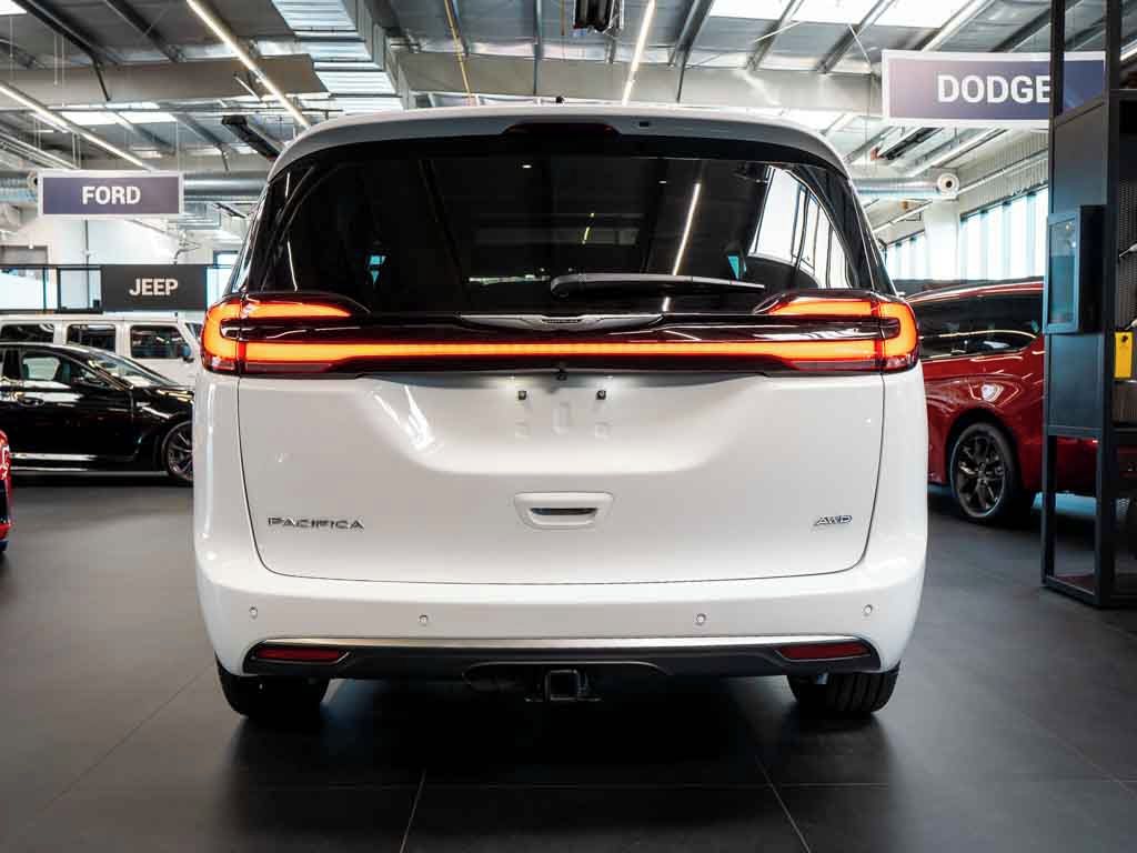 Chrysler Pacifica, 3.6 V6 Pinnacle AWD 2x LCD - fotka 6