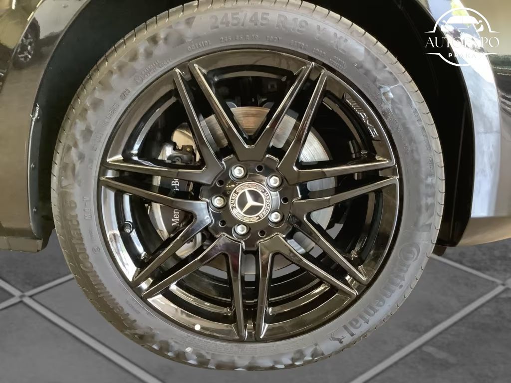 Mercedes-Benz Třídy V, 300d*long 4 Matic AIRMATIC - fotka 6