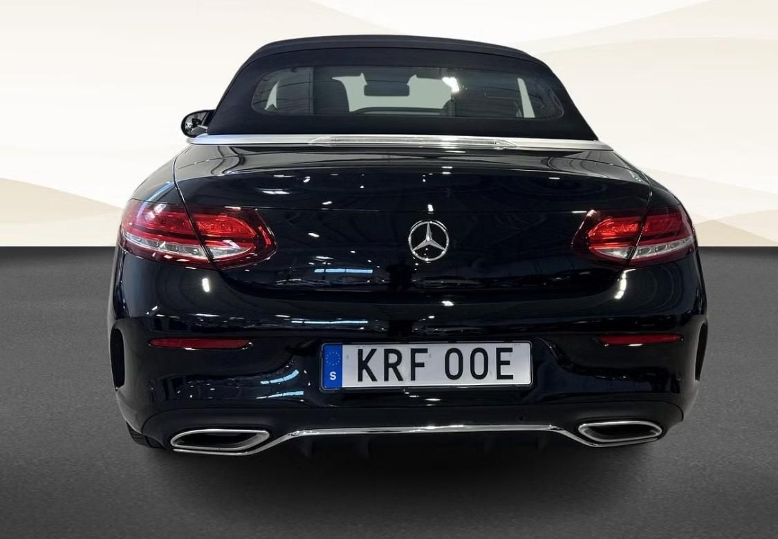 Mercedes-Benz Třídy C, 200 AMG 360kam LED Ambient - fotka 5