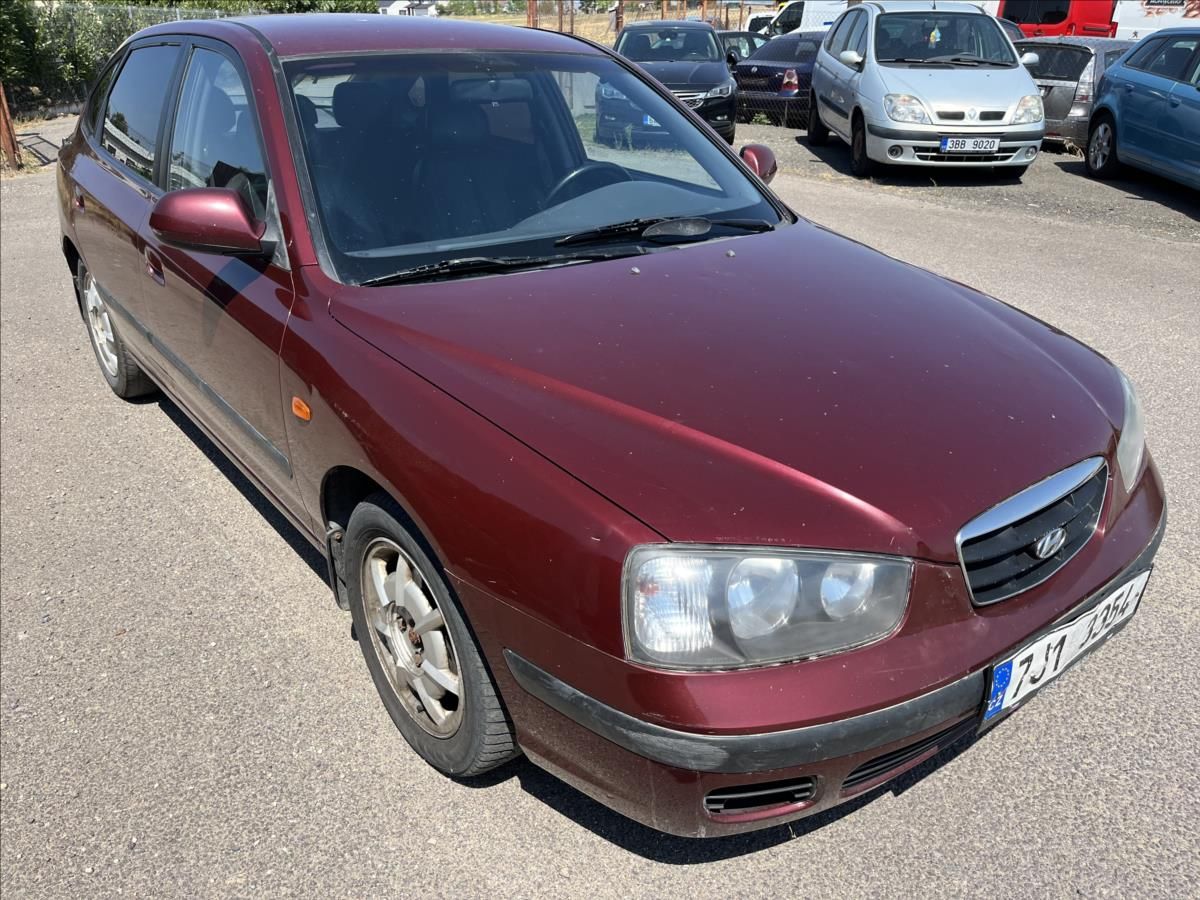 Hyundai Elantra, 2,0 CRDi KLIMA TAŽNÉ STK 12/27 - fotka 3