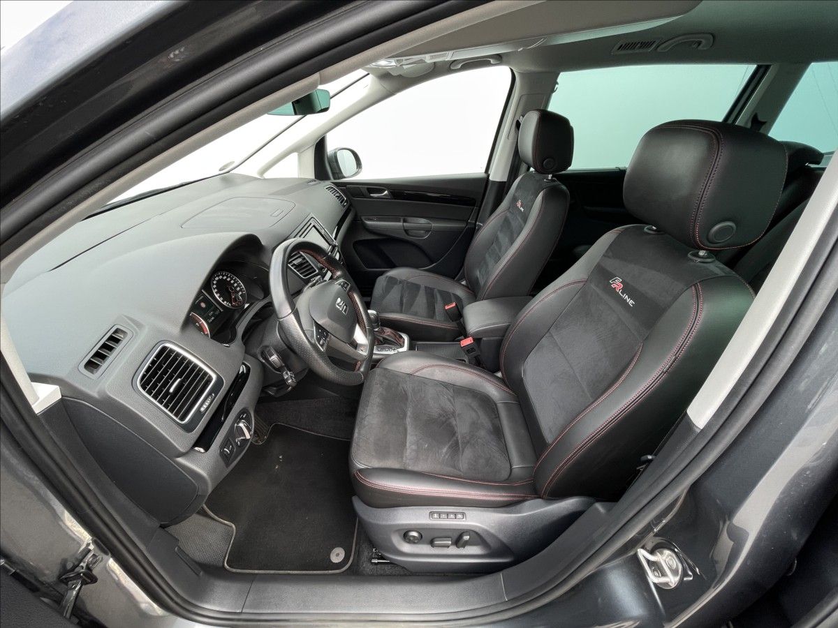 Seat Alhambra, 1,4 TSI DSG Xcellence ACC+TZ - fotka 4
