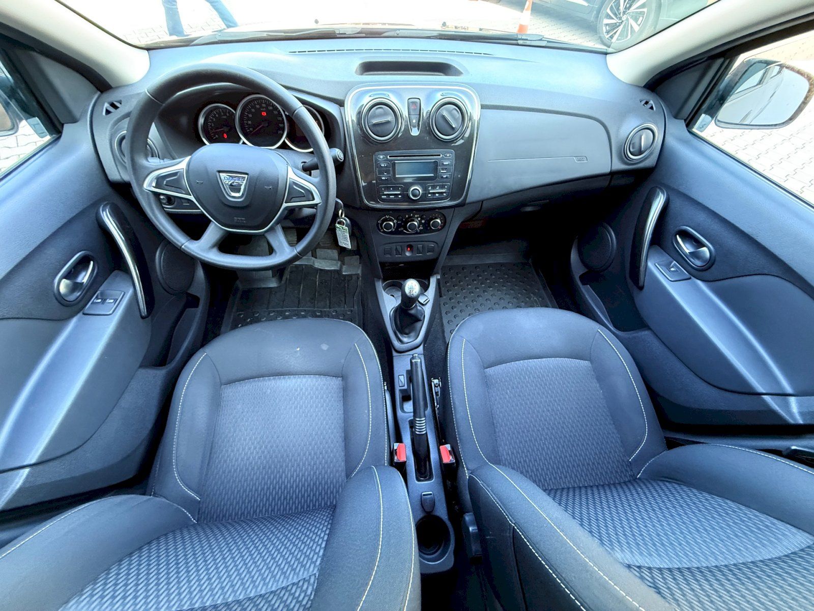 Dacia Logan, 1.2 16V 54kW/73PS - fotka 5