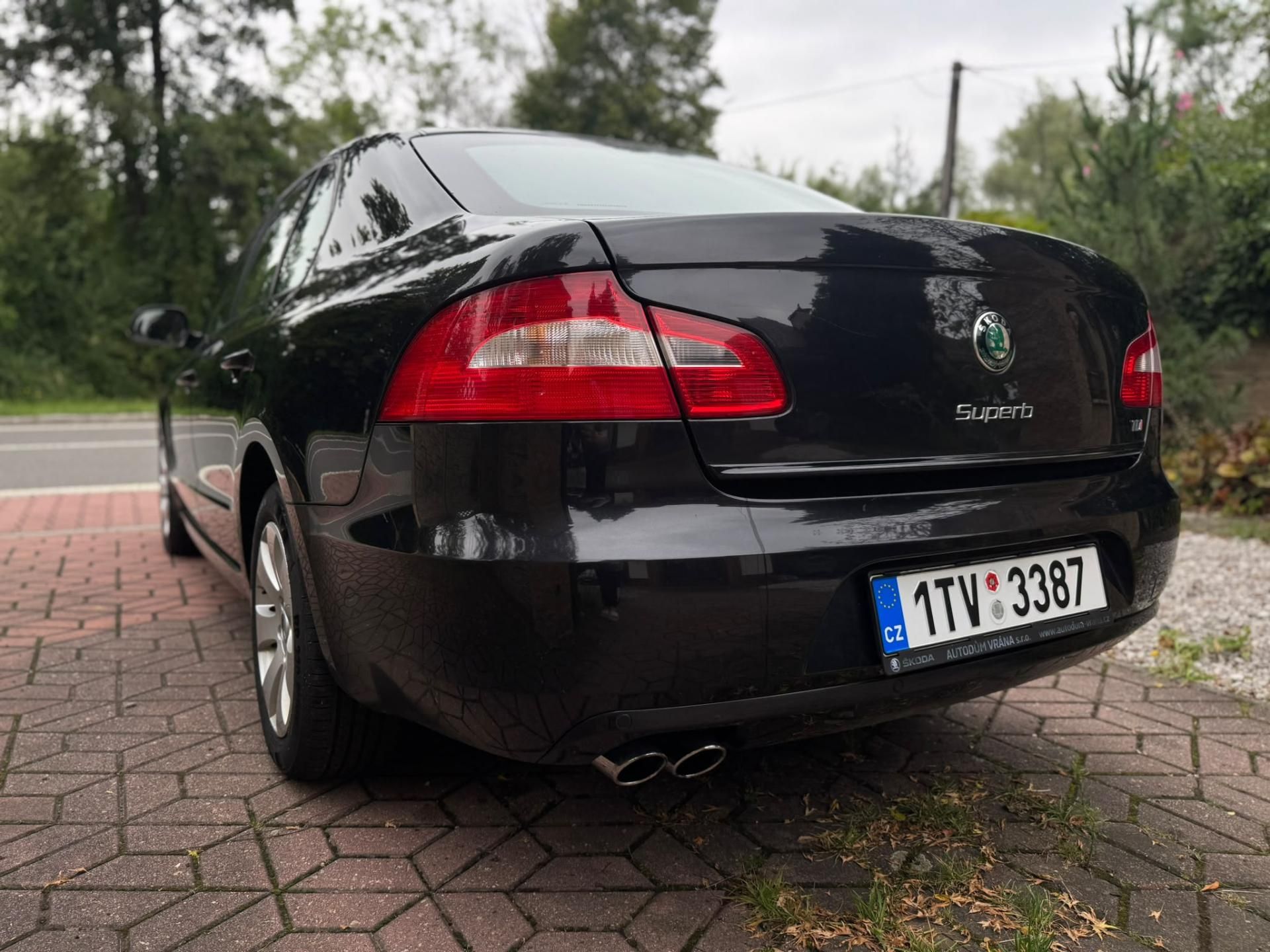 Škoda Superb, 2.0TDi ČR čidla aut. klima - fotka 4
