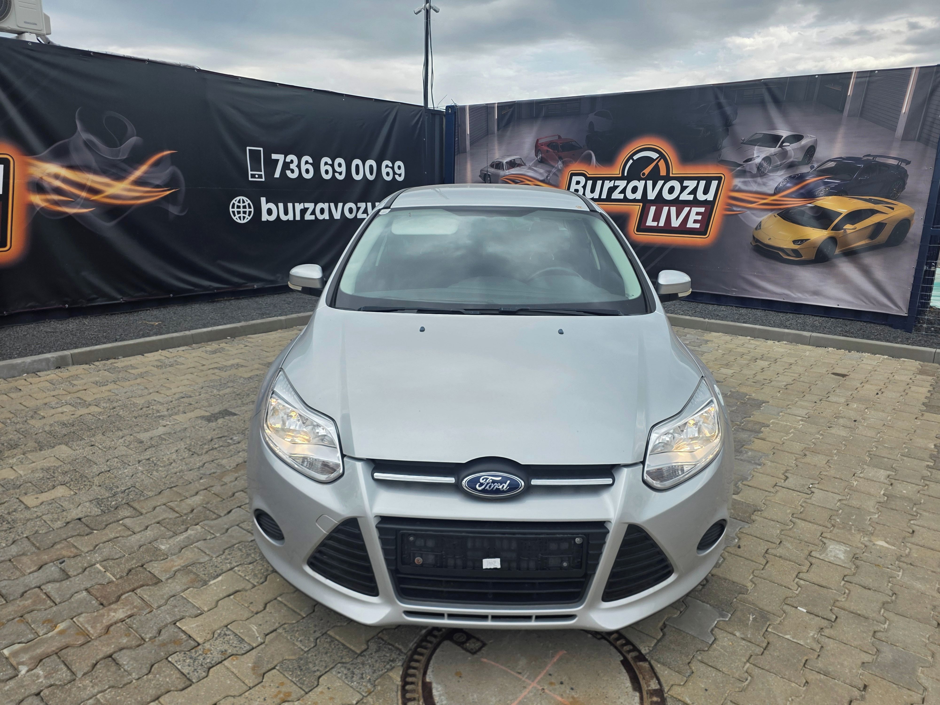 Ford Focus, 1.6 TDCi, krásný stav - fotka 2