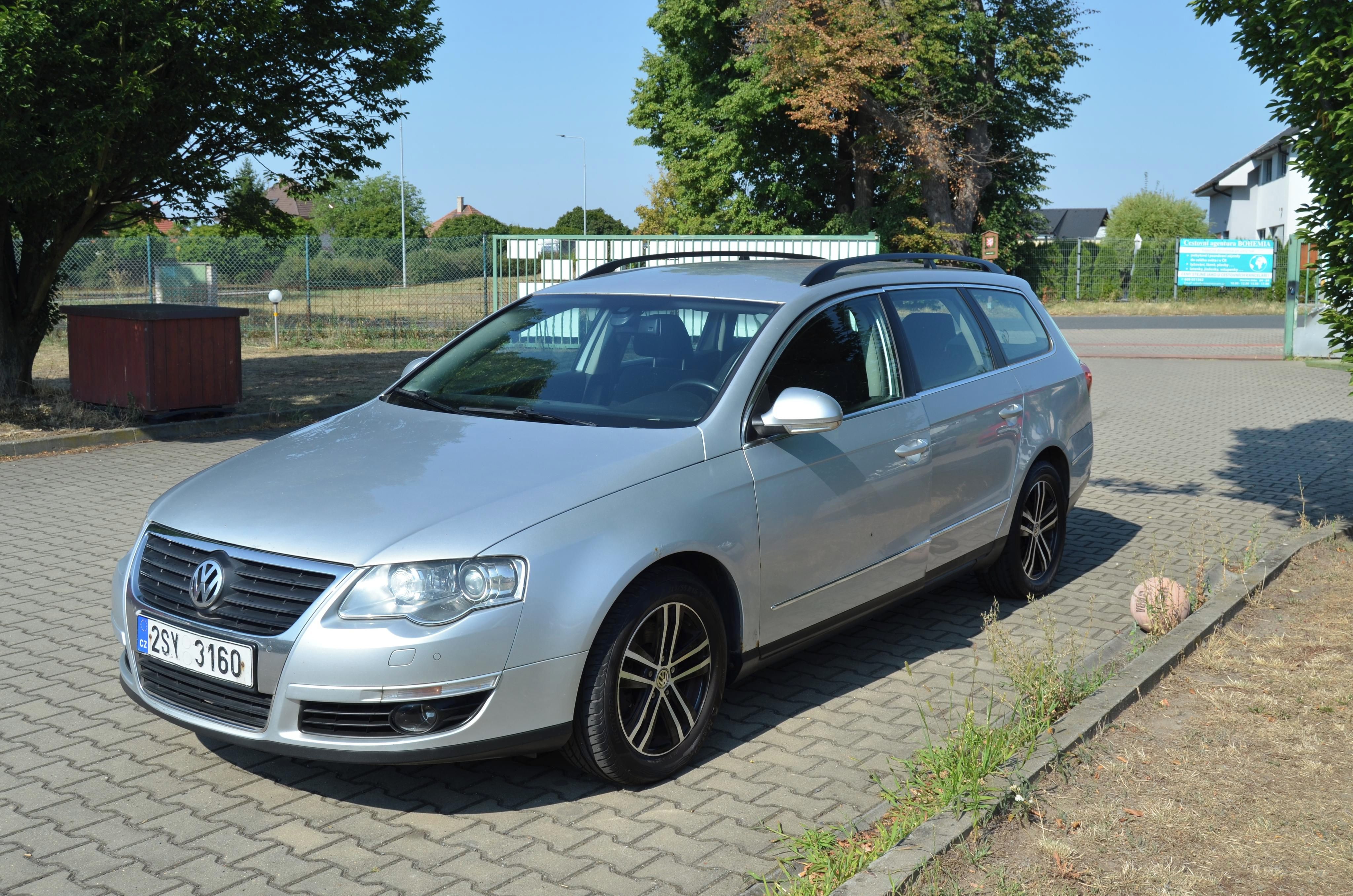 Volkswagen Passat, 2.0 TDi 103kW - fotka 3