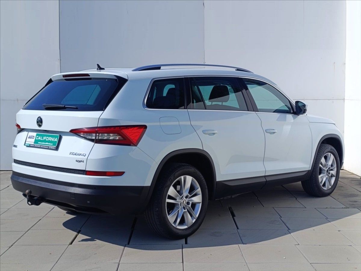 Škoda Kodiaq, 2,0 TDi DSG 4x4 7Míst 1maj.ČR - fotka 6