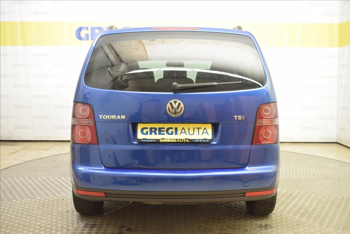 Volkswagen Touran, 1,4 TSi NOVÉ ROZVODY,PO SERVIS - fotka 4