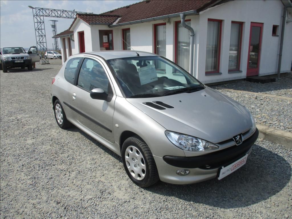 Peugeot 206, 1,4 i,klima,serv.kniha,CZ