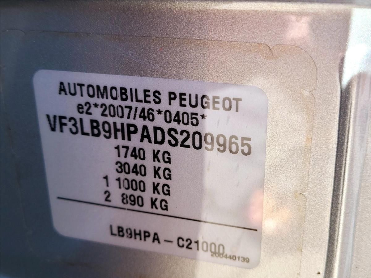 Peugeot 308, 1,6 HDi DIGIKLIMA,MÁLO NAJETO - fotka 5