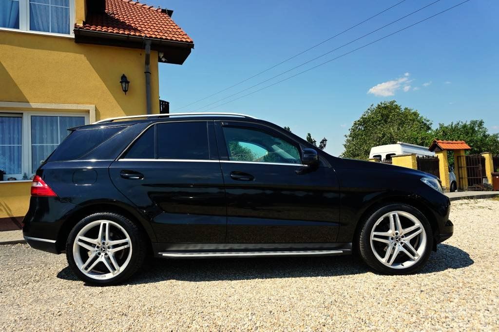 Mercedes-Benz Třídy M, 350 4 MATIC 3,0 CDI 190 kW - fotka 4