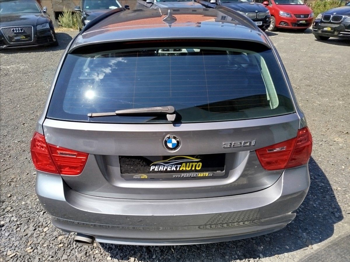 BMW Řada 3, 2,0 320i 125kW, NAVI, Automat - fotka 5