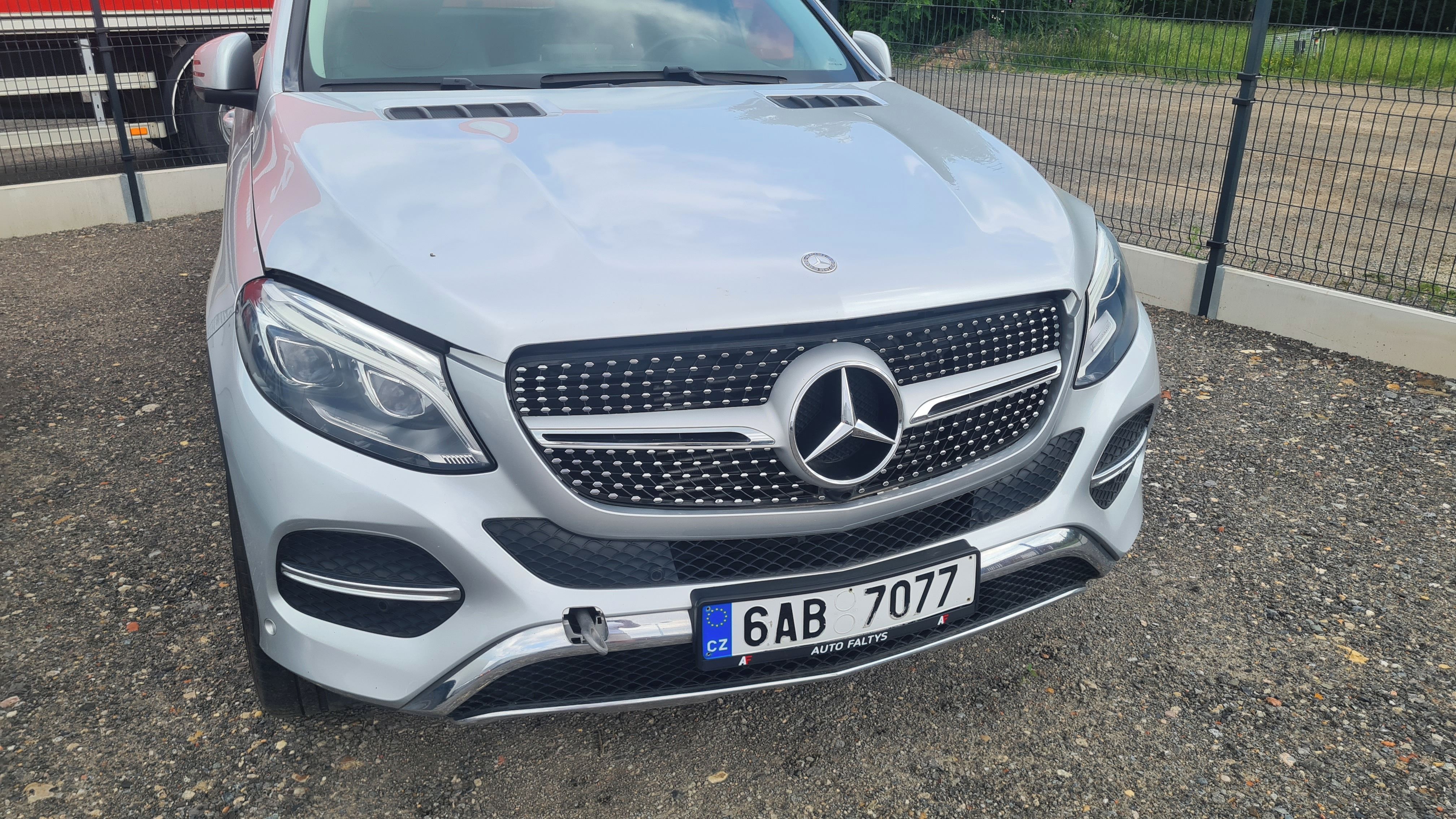 Mercedes-Benz GLE - fotka 2