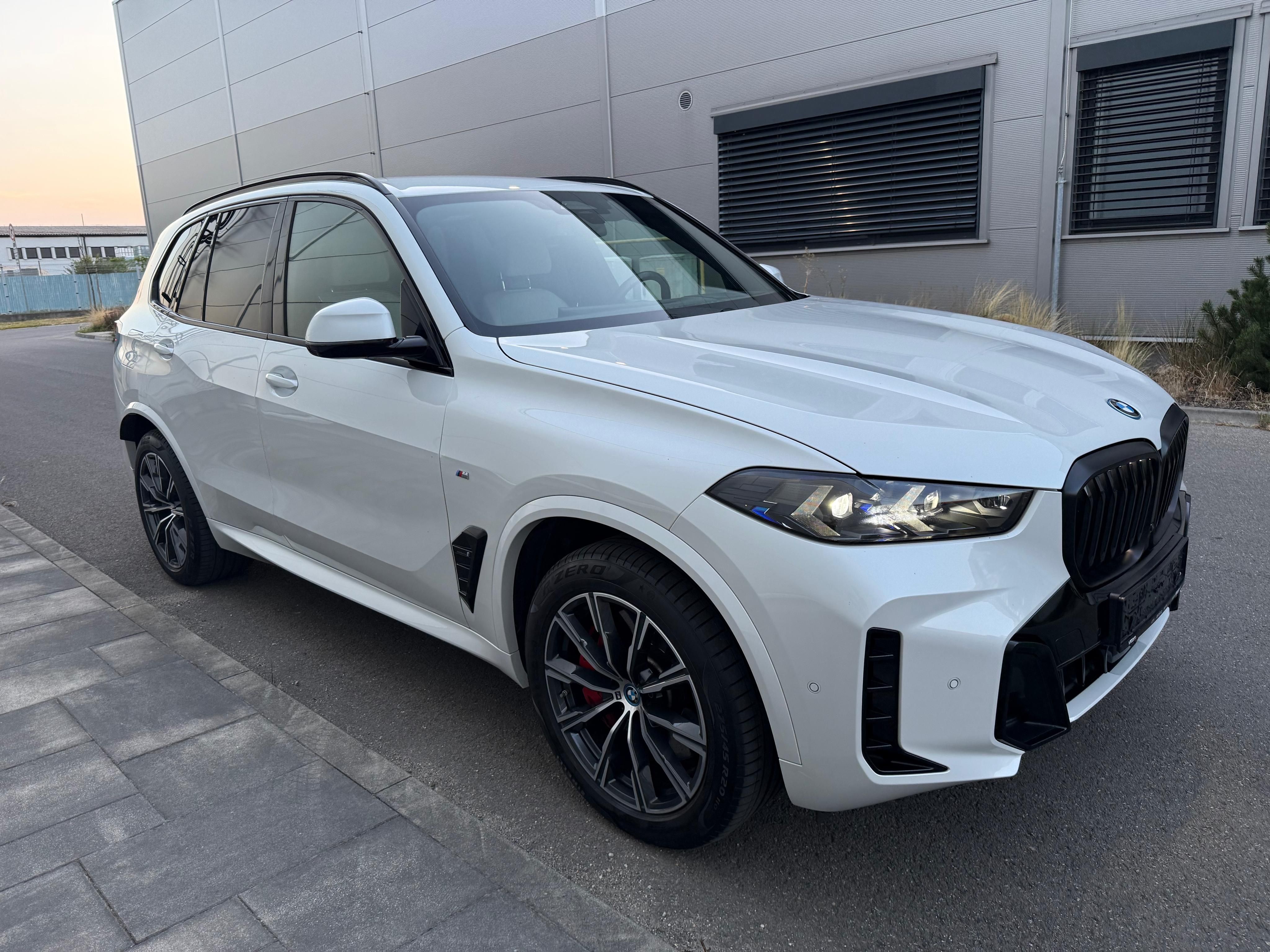 BMW X5, 50e M packet - fotka 2