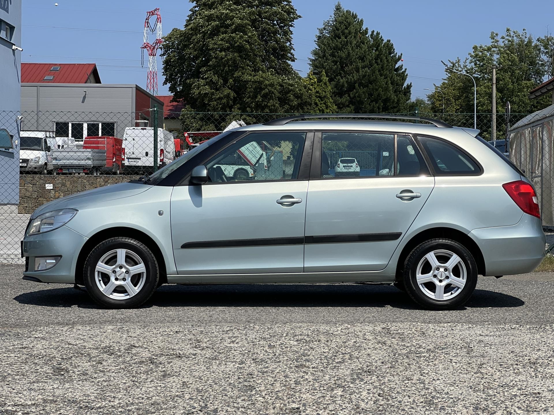 Škoda Fabia, 1.6TDi 55KW ALU ČR KLIMA - fotka 4