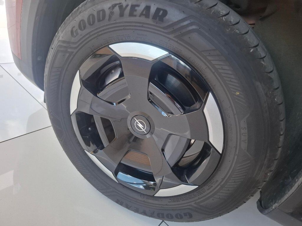 Opel Frontera, 1.2 HYBRID 74KW 2025 - fotka 5