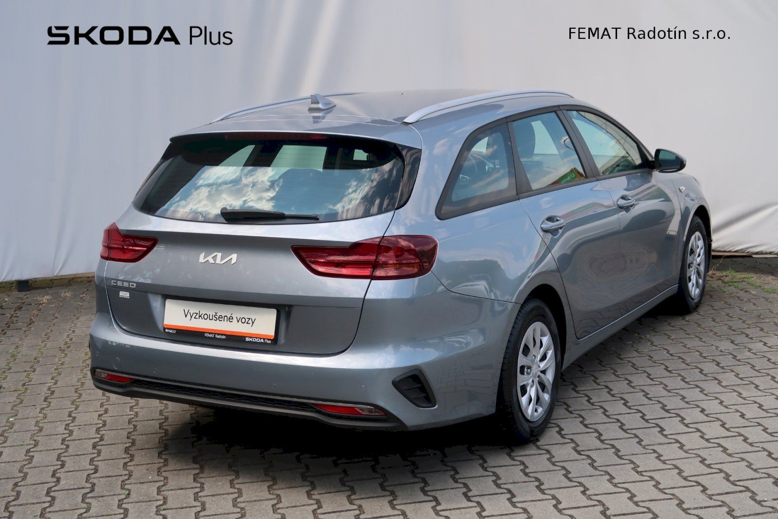 Kia Cee´d, Sportswagon 1,0 T-GDI/88 kW - fotka 2