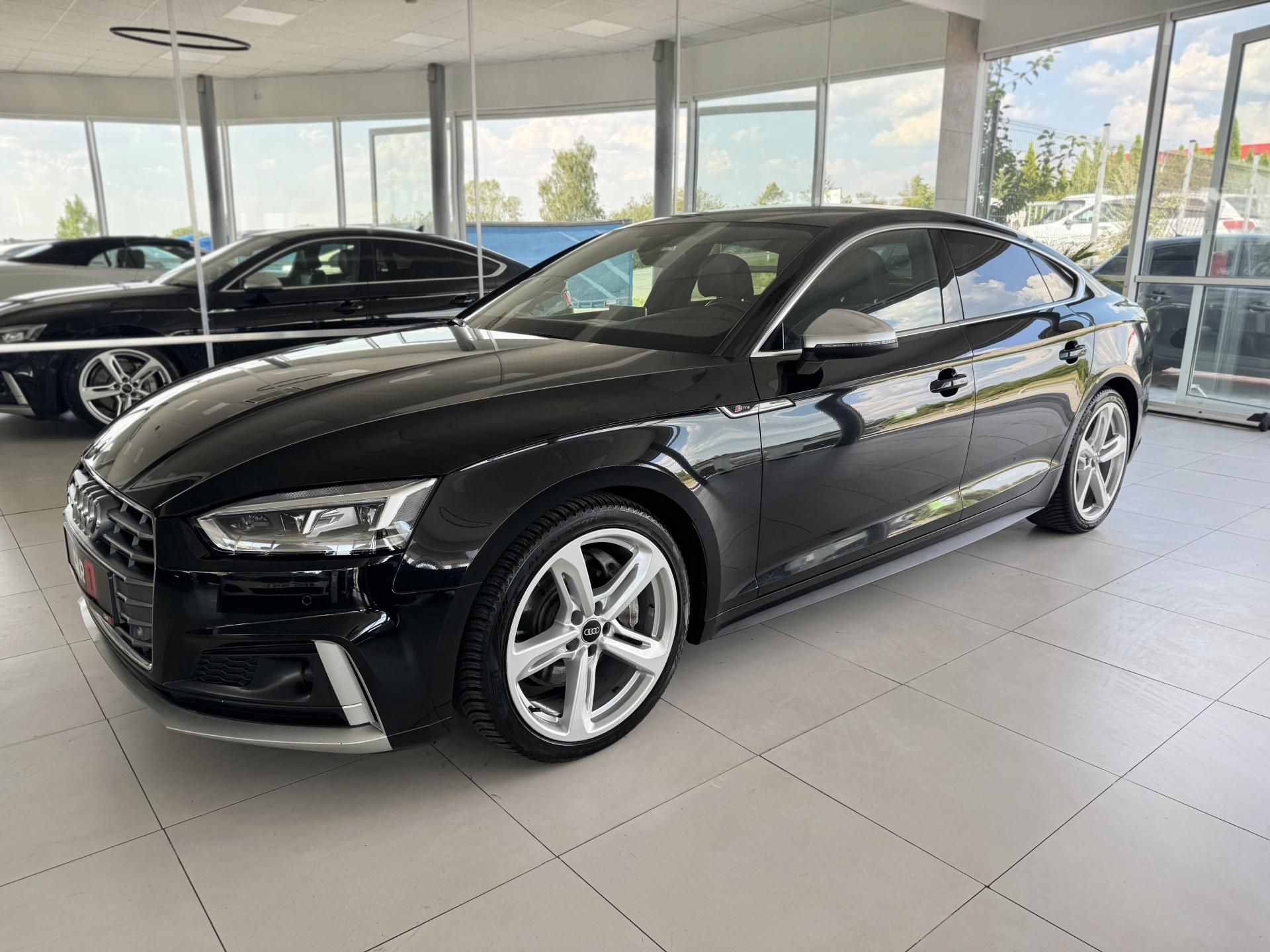 Audi A5, 3,0TDI Q*200kW*S-LINE*KeyLess - fotka 2