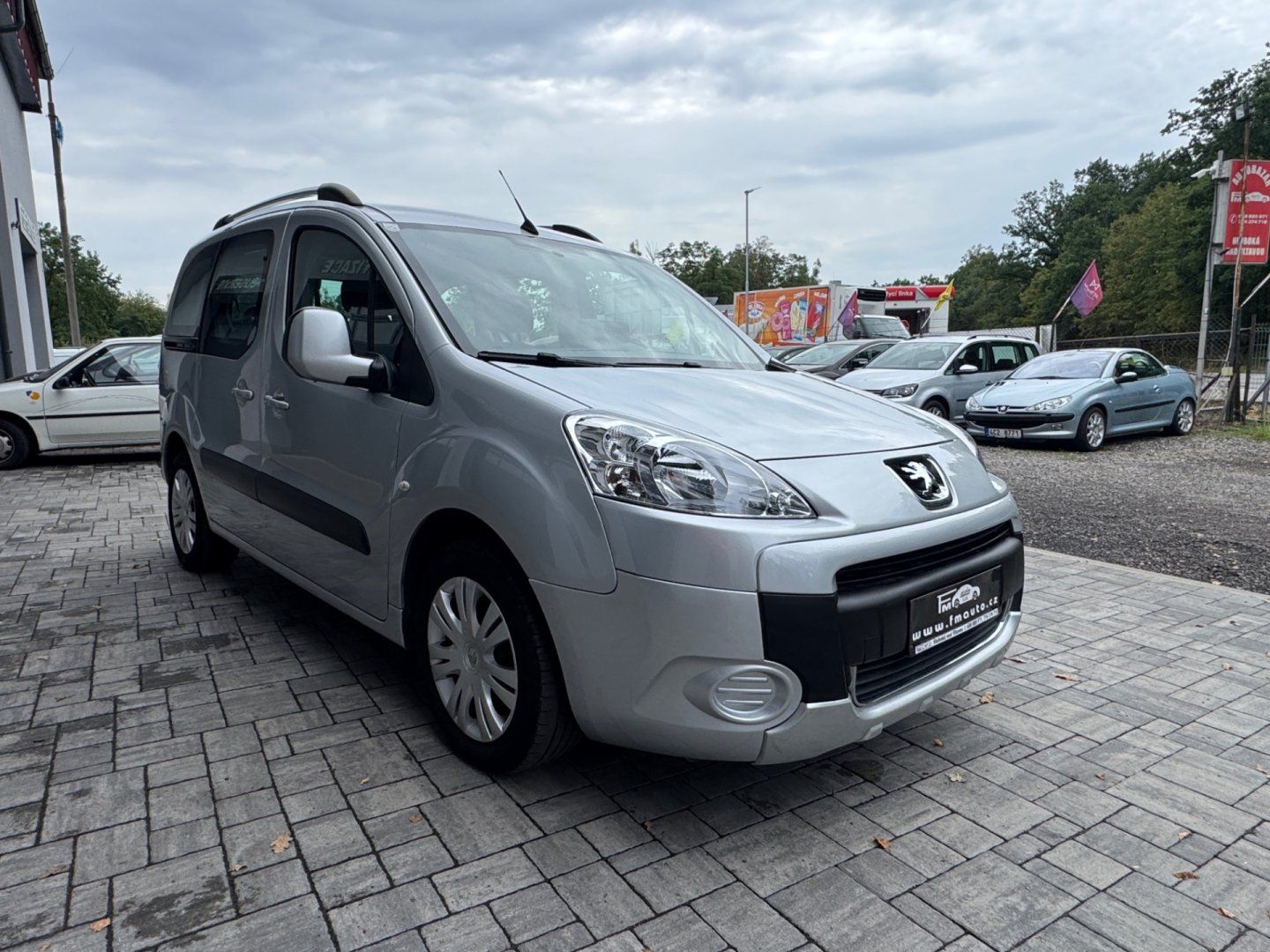 Peugeot Partner, 1.6 HDi, 7 míst - fotka 4