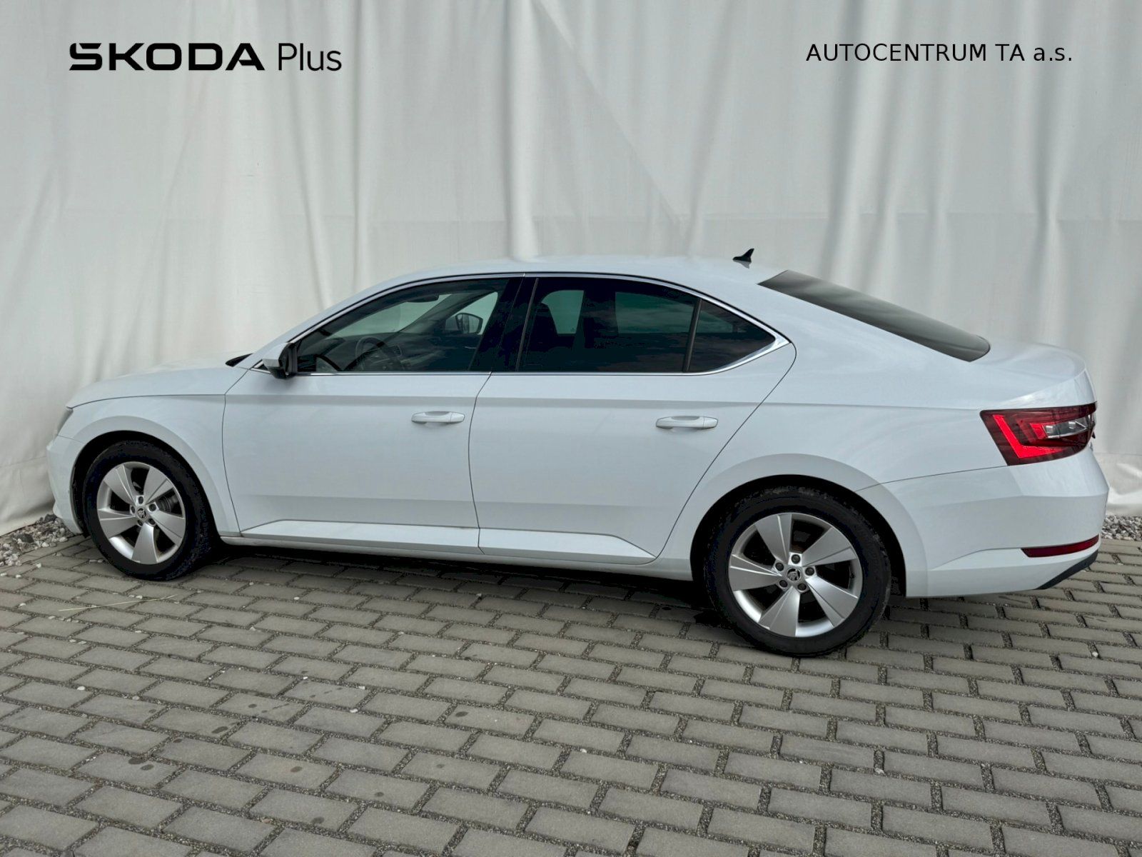 Škoda Superb, STYLE 2.0 TDI 110kW 6MP - fotka 3
