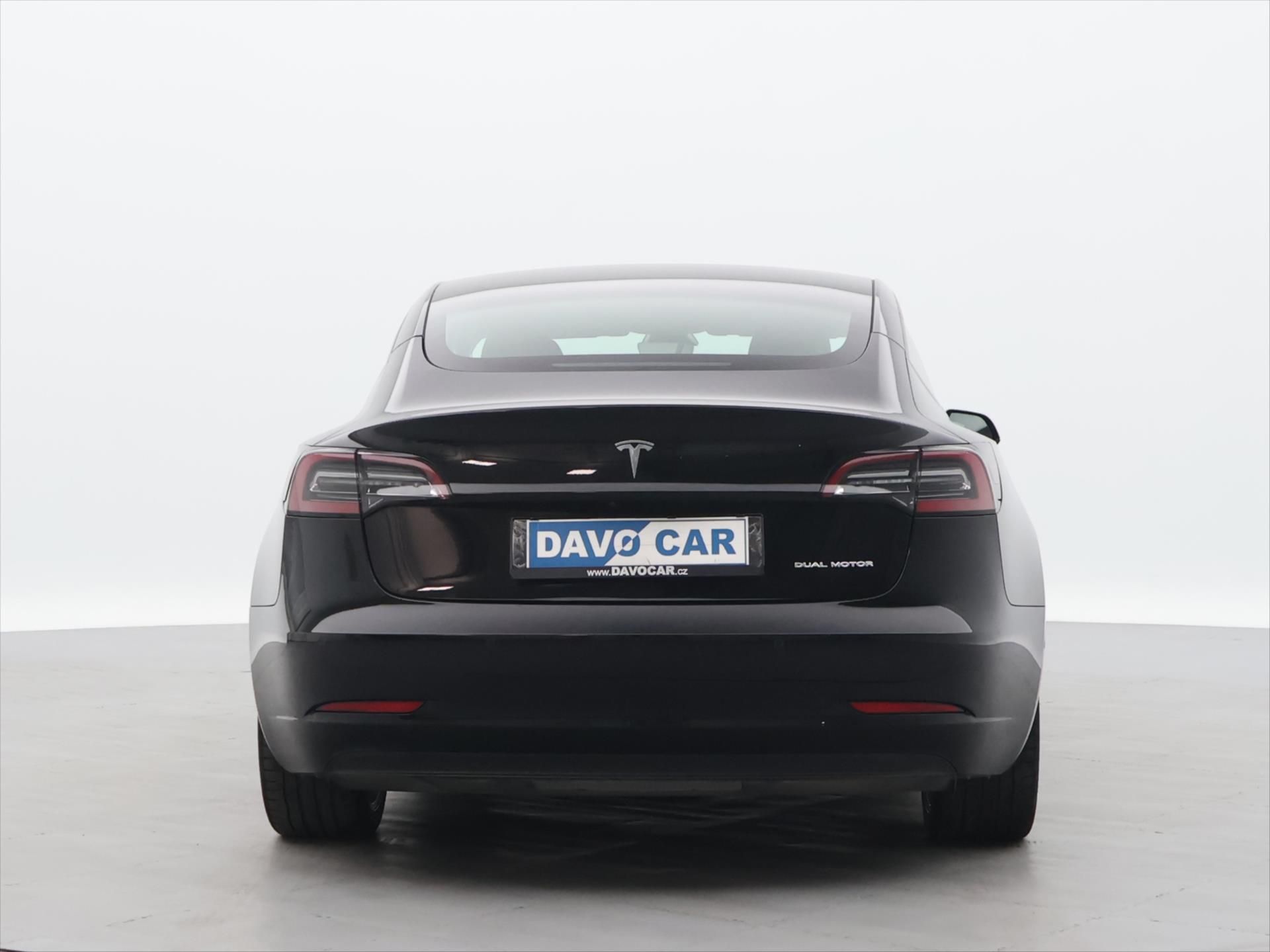 Tesla Model 3, Long Range 75kWh AWD sOH 96,4% - fotka 6