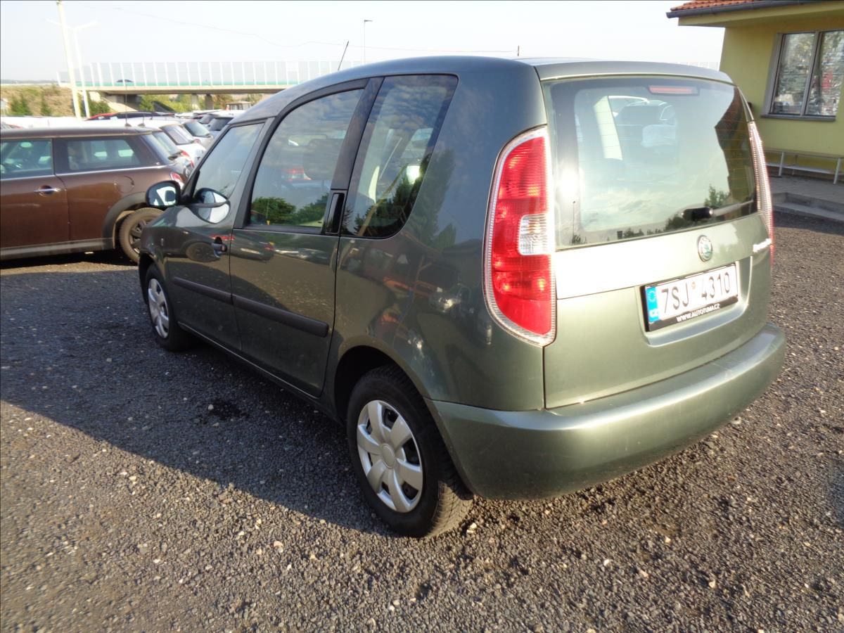Škoda Roomster, 1,2   HTP 51kw - fotka 5