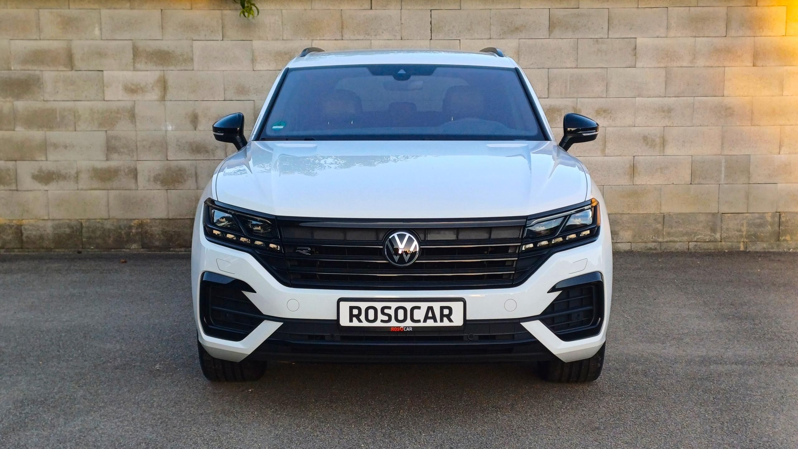 Volkswagen Touareg, R-LINE 210kW-WEBASTO-HUD-TZ- - fotka 2