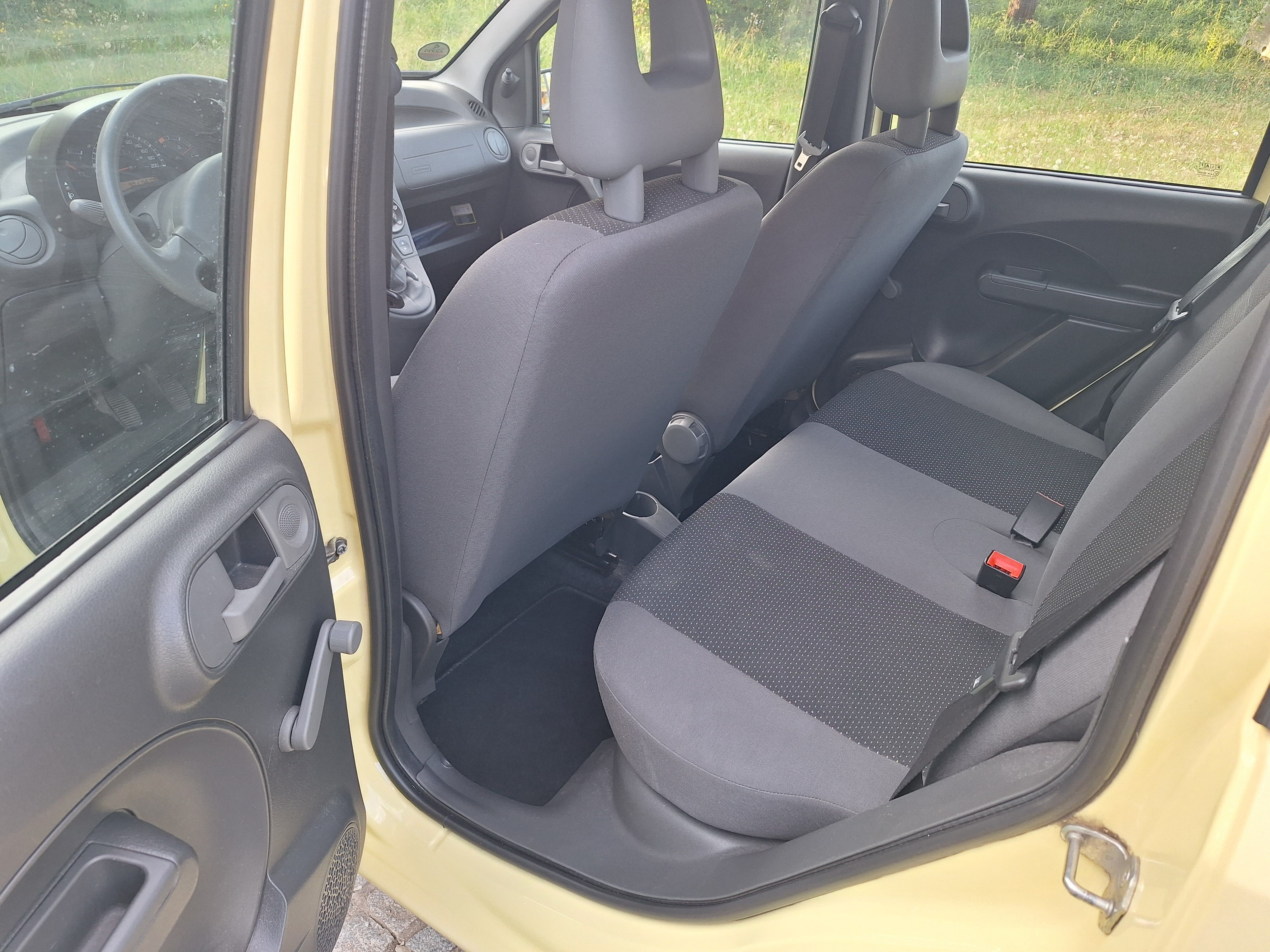 Fiat Panda, 1,1 serviska,nová STK - fotka 6