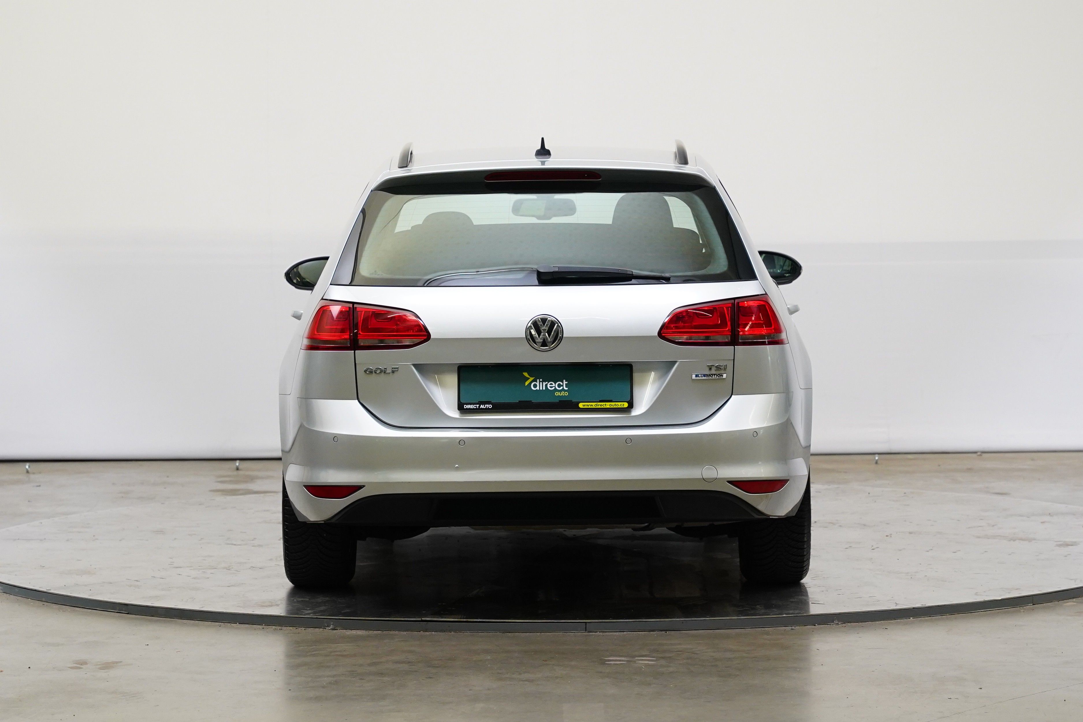 Volkswagen Golf, 1.2 TSI 63 kW Trendline - fotka 6