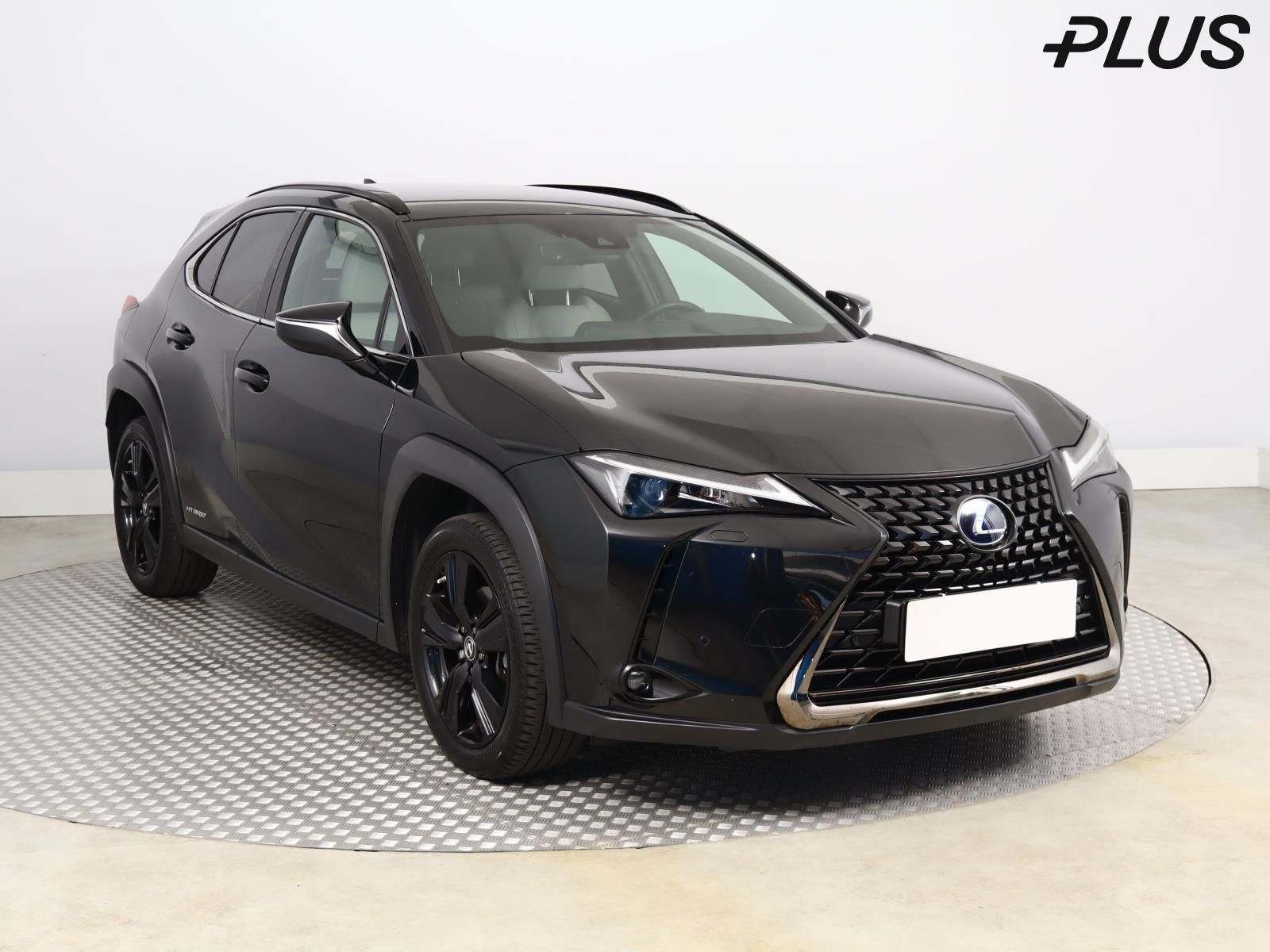 Lexus UX 250h, 250h E-Four, 4X4, Automat, ČR