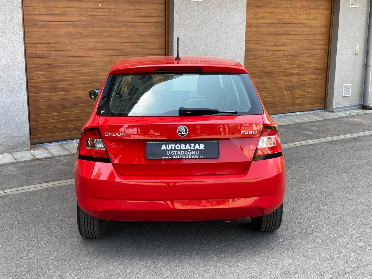 Škoda Fabia, 1.0 MPI 1.majitel,koupeno v ČR - fotka 4