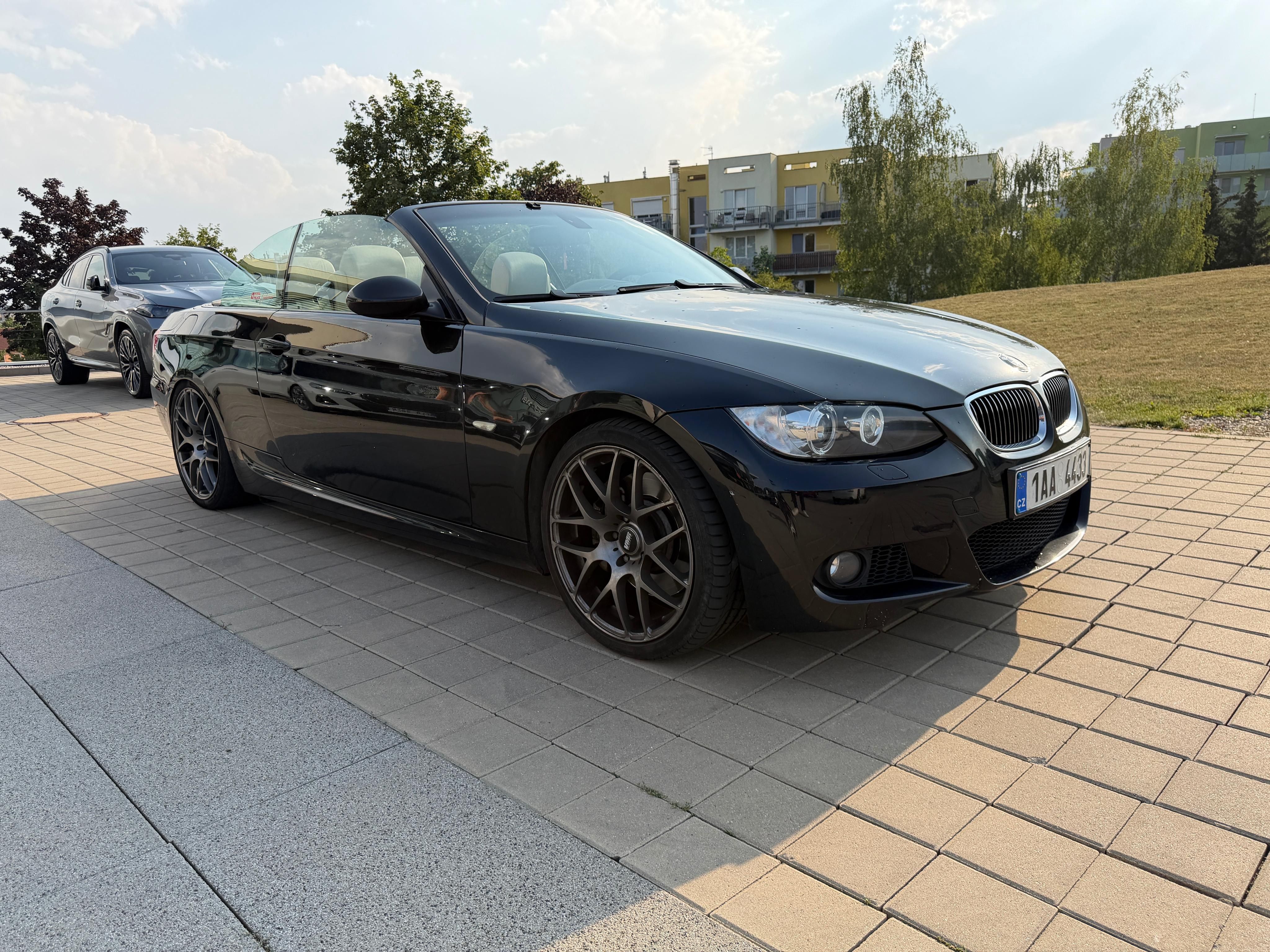 BMW Řada 3, 335i - fotka 4