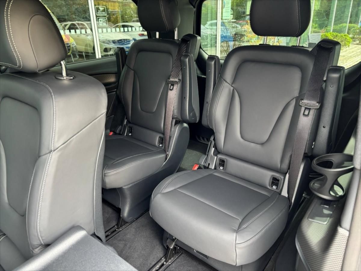 Mercedes-Benz Třídy V, 2,0 300 d / Exclusive / L / 4M - fotka 6