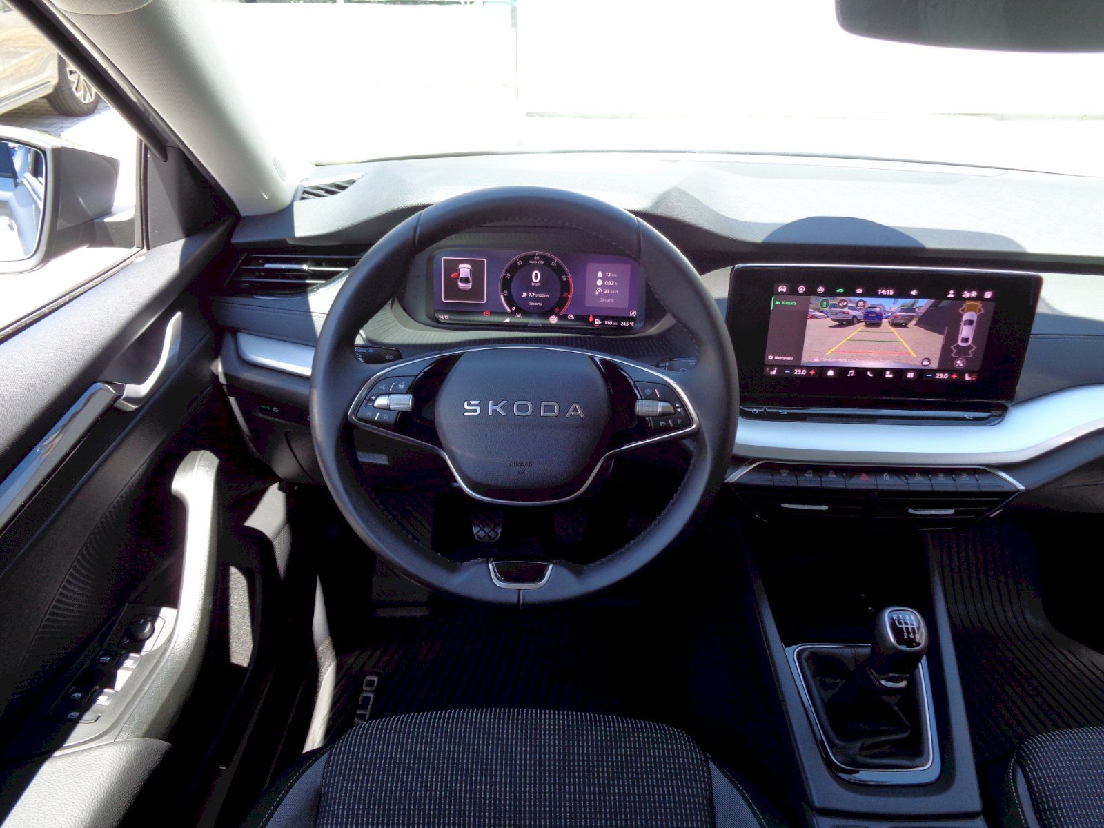 Škoda Octavia, 1.5 TSI 110 kW Selection City - fotka 6