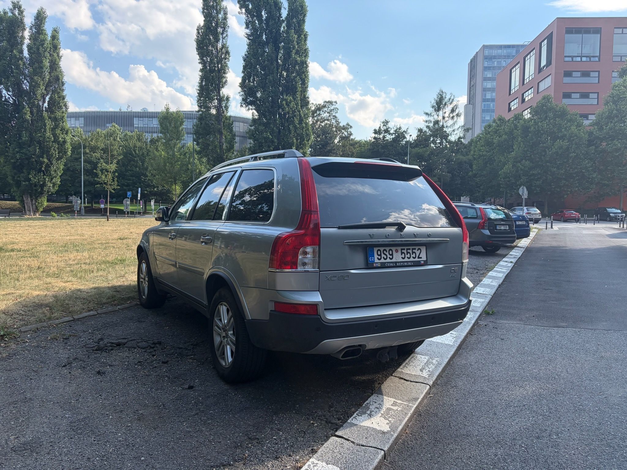 Volvo XC90 - fotka 5