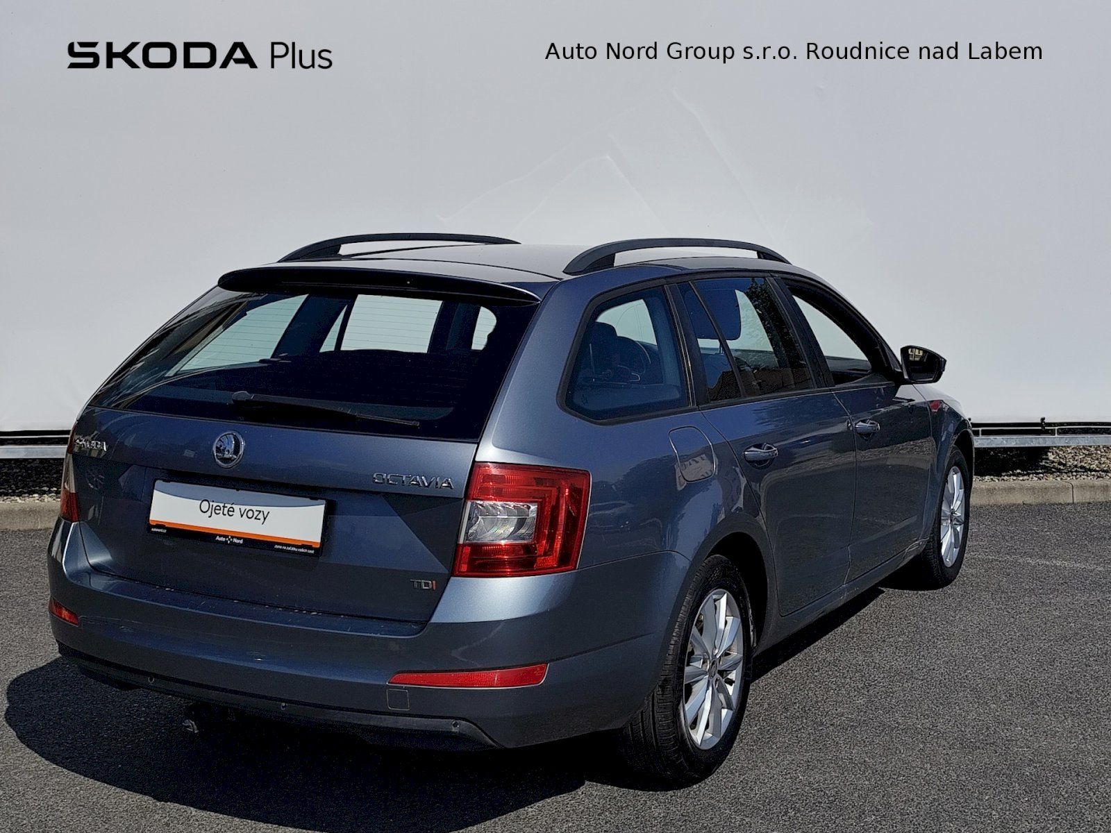 Škoda Octavia, OCT.COM AMBIT 110/ 2.0 TDI  6G - fotka 2
