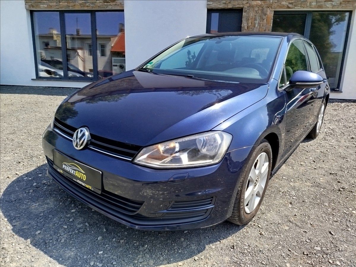 Volkswagen Golf, 1,4 TSi 90kW,PRAVIDELNÝ SERVIS