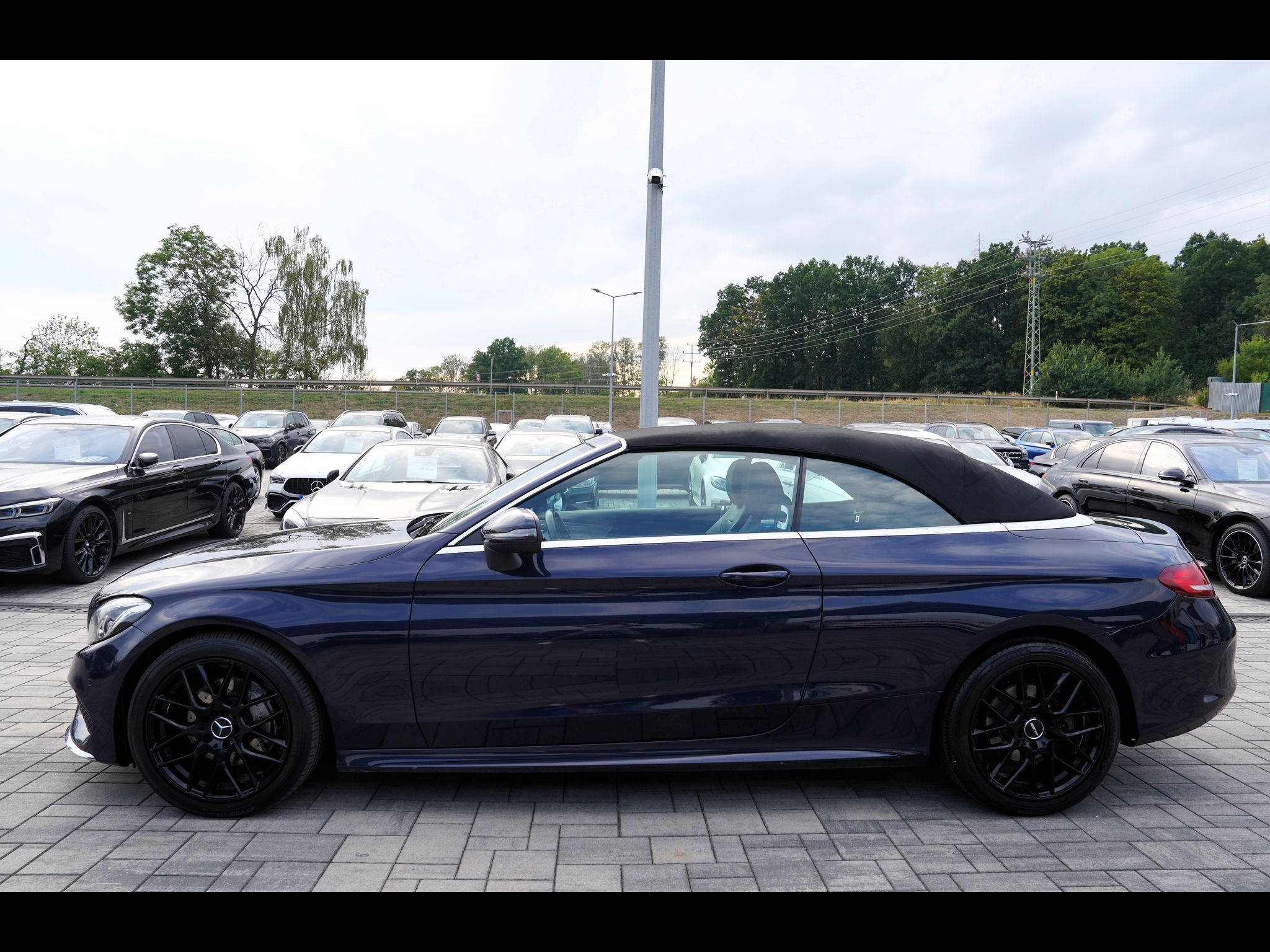 Mercedes-Benz Třídy C, C 220d cabrio 4Matic AMG/210PS - fotka 3