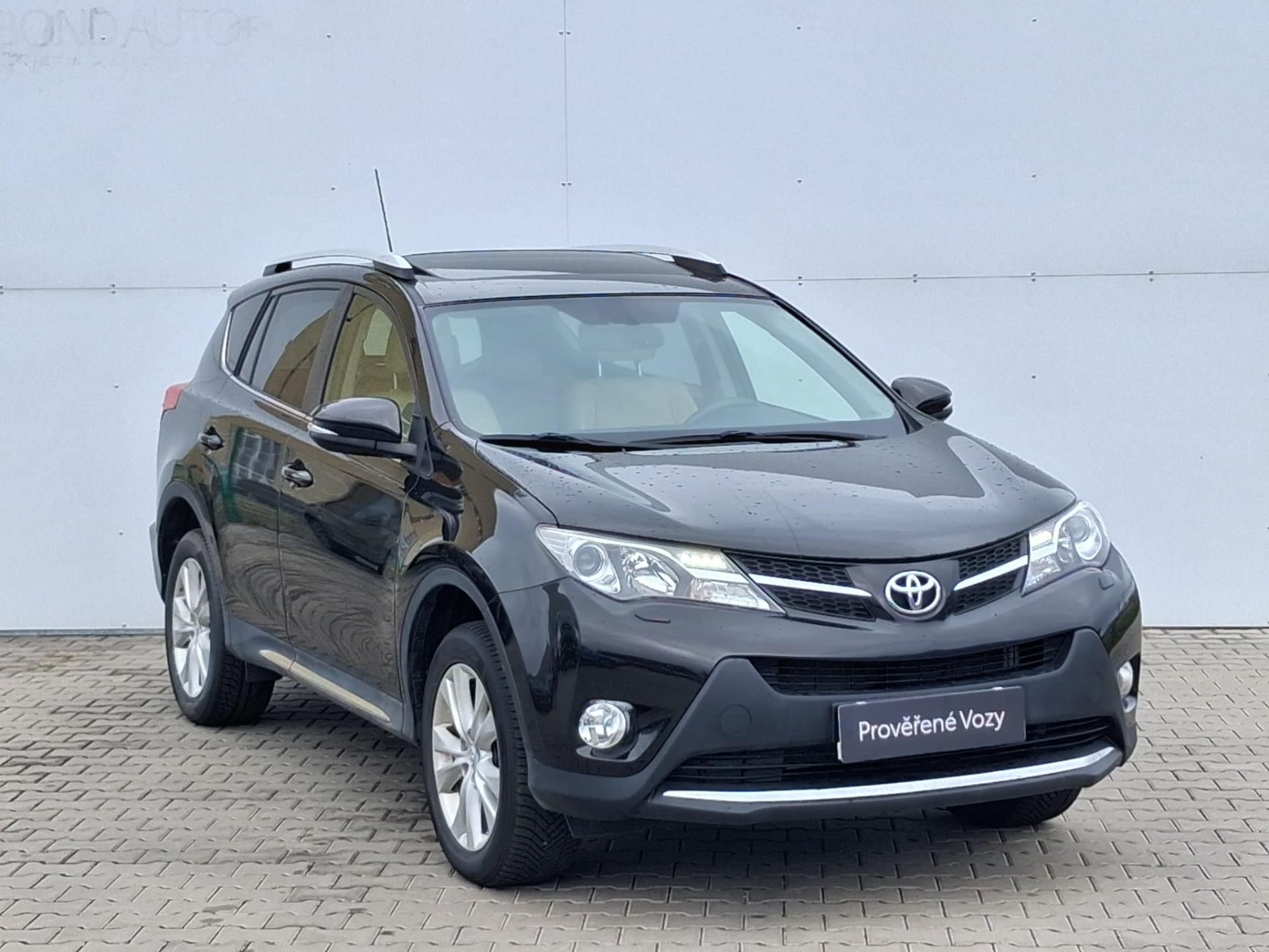 Toyota Rav4, 2.2 D-4D Premium 4x4 AT - fotka 6